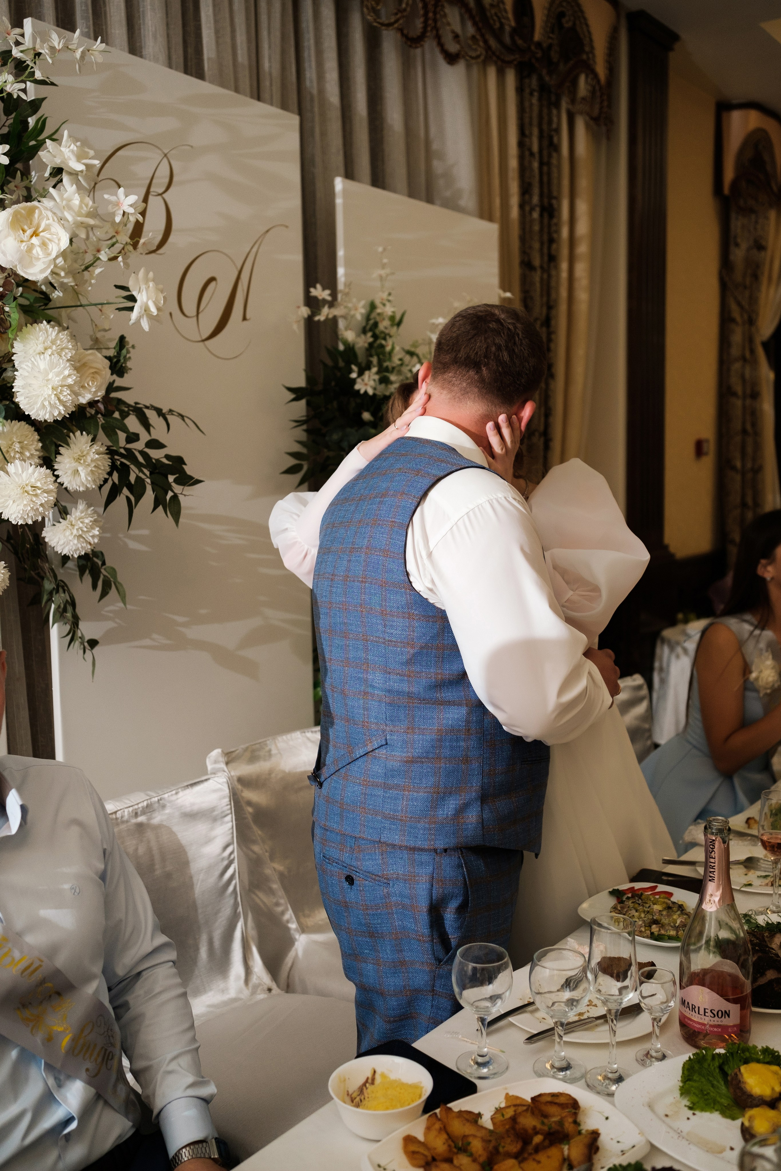 Виктор и Анна. Свадебный фотограф | репортаж | праздники | крещение