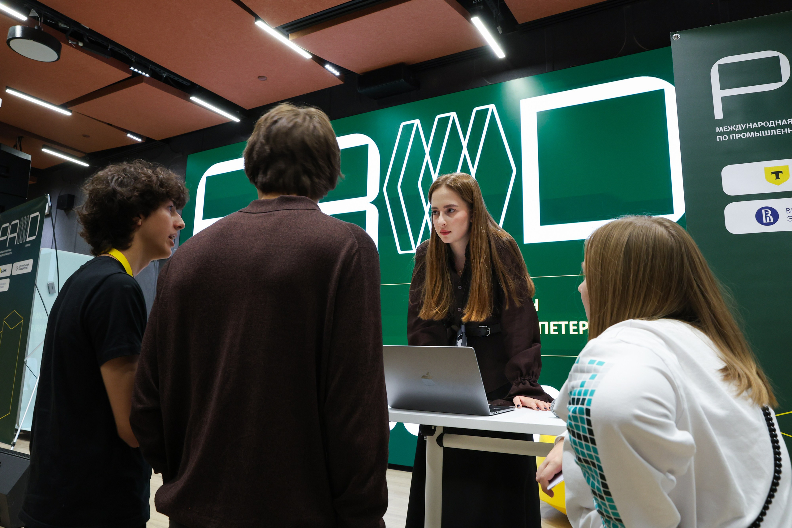 Хакатон PROD от Т-банка. Фотограф Дарья Попова
