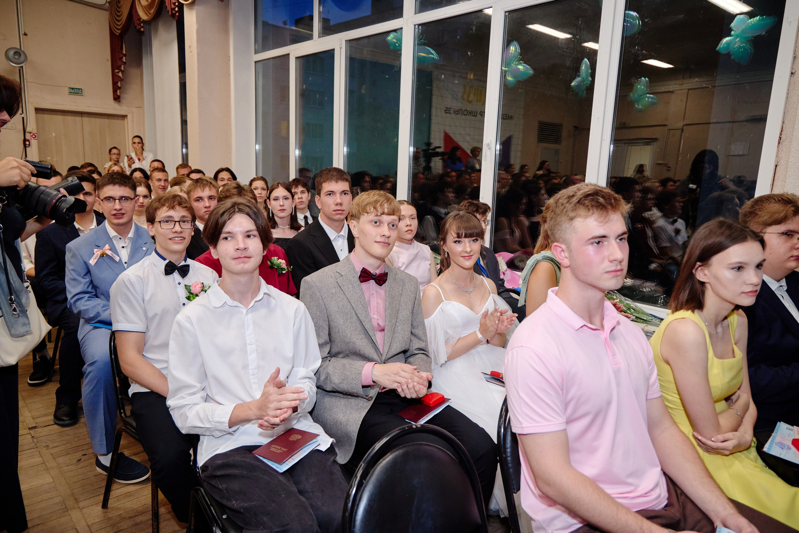 Выпускной 35 Сош. Фотограф Выпускные альбомы Таганрог Сергей Коробченко