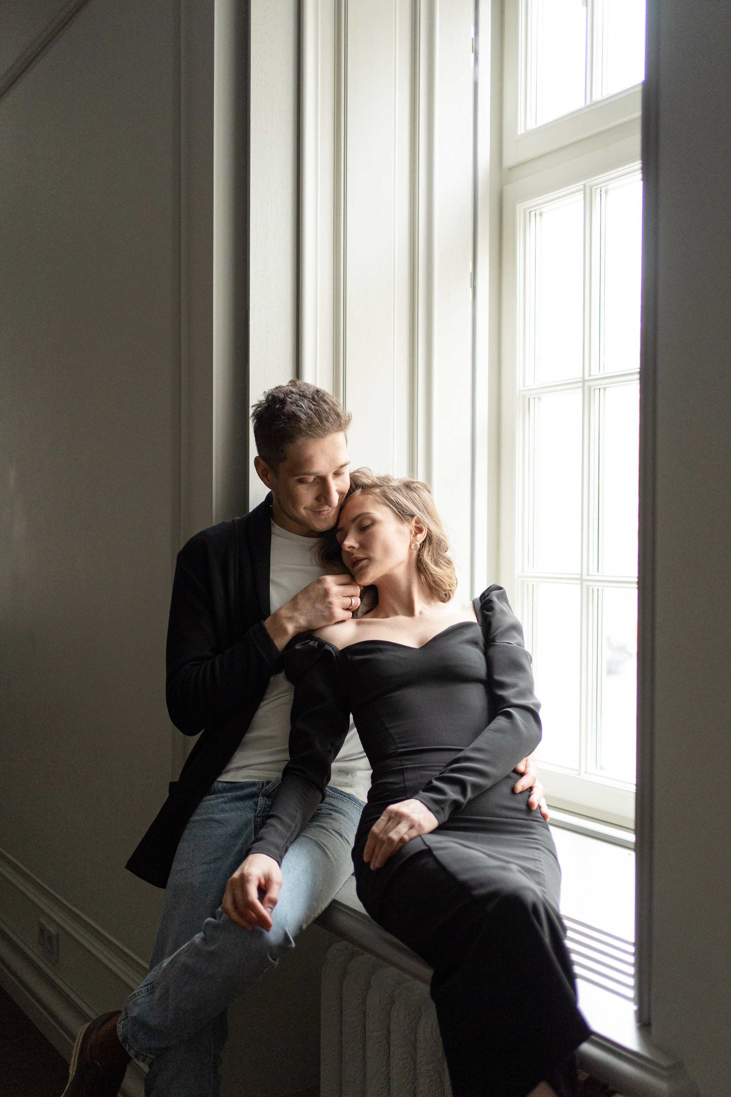 Парижская мелодия II. Главная