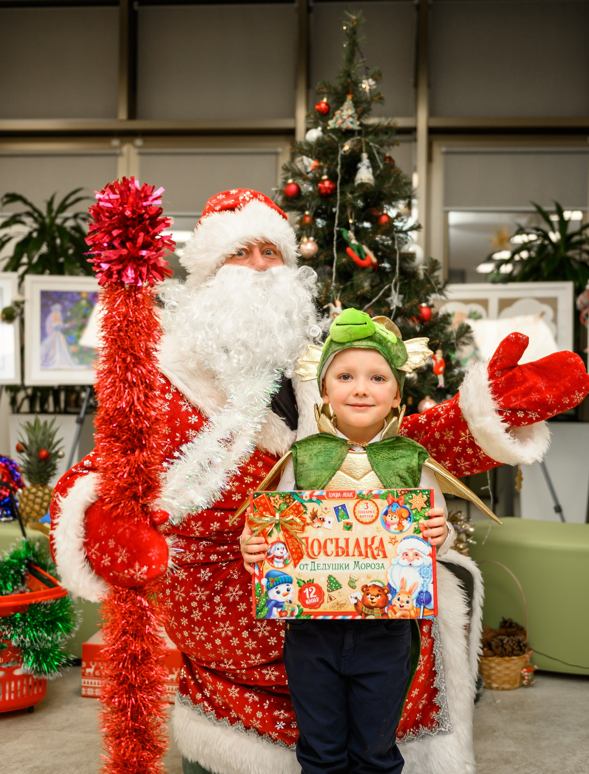 Елка 2025 садик Мантера. Свадебный и семейный фотограф София Невская