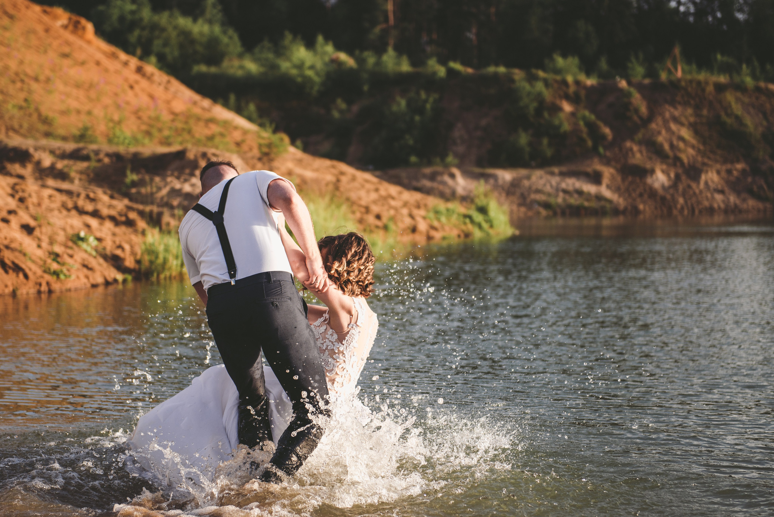 Выездная регистрация на песчаном карьере. Свадебный и семейный фотограф София Невская