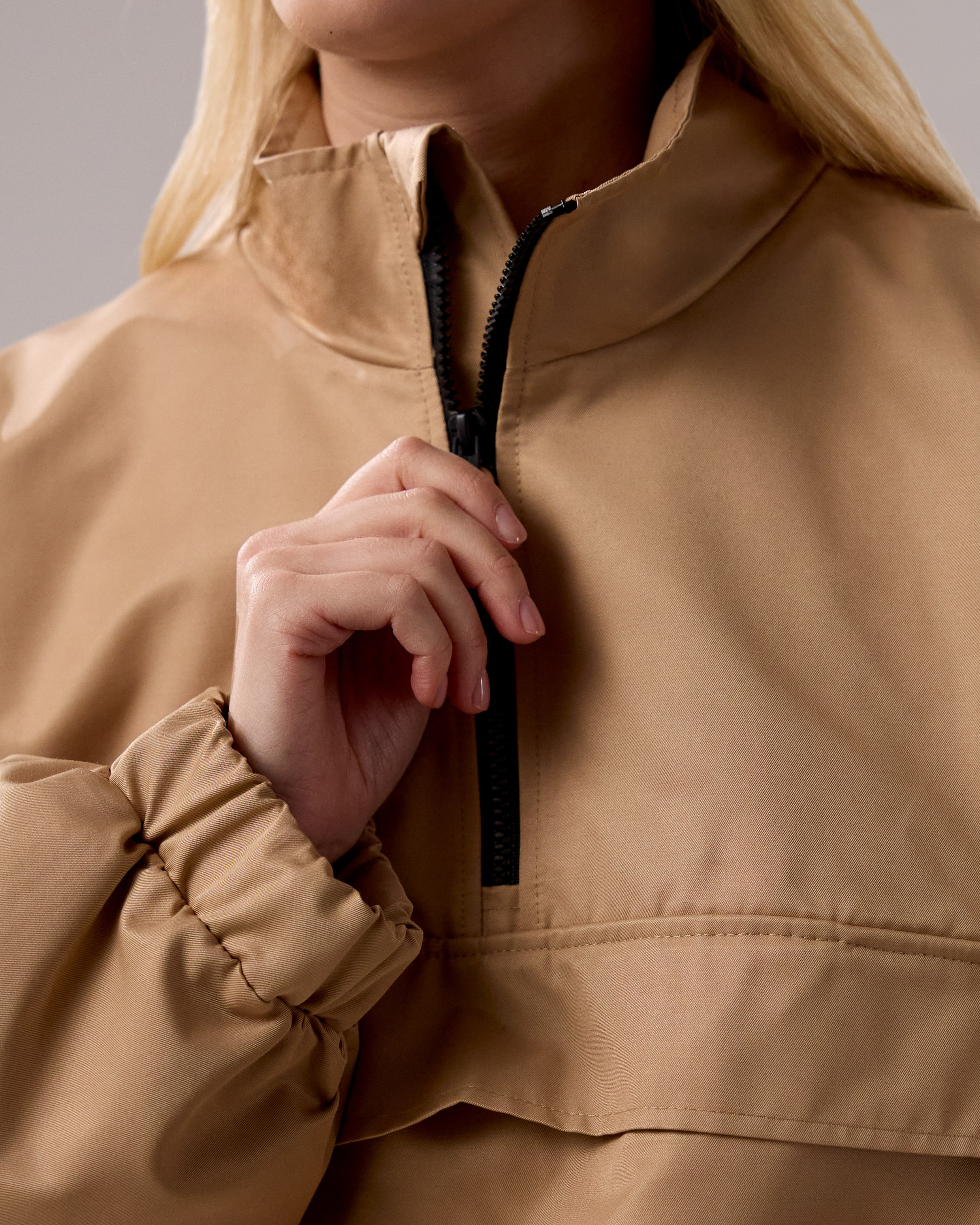 Raevanna. Святослав Лебедев | Рекламный фотограф — Коммерческая съемка, Арт-дирекшн, AI-интеграция