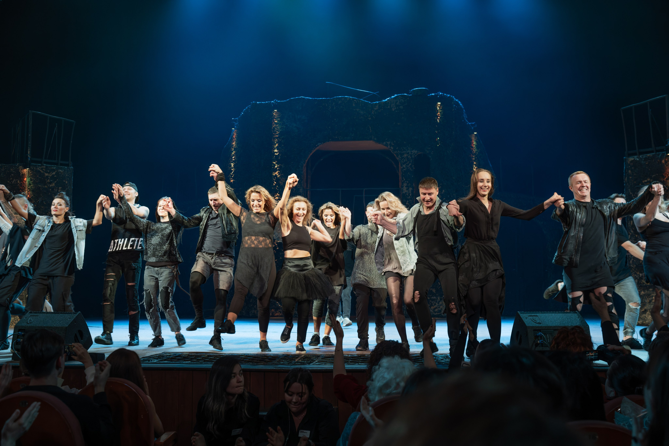 Театр Моссовета: Иисус Христос Супервезда — 35 лет на сцене. Сайт фотографа Сергея Абрамова