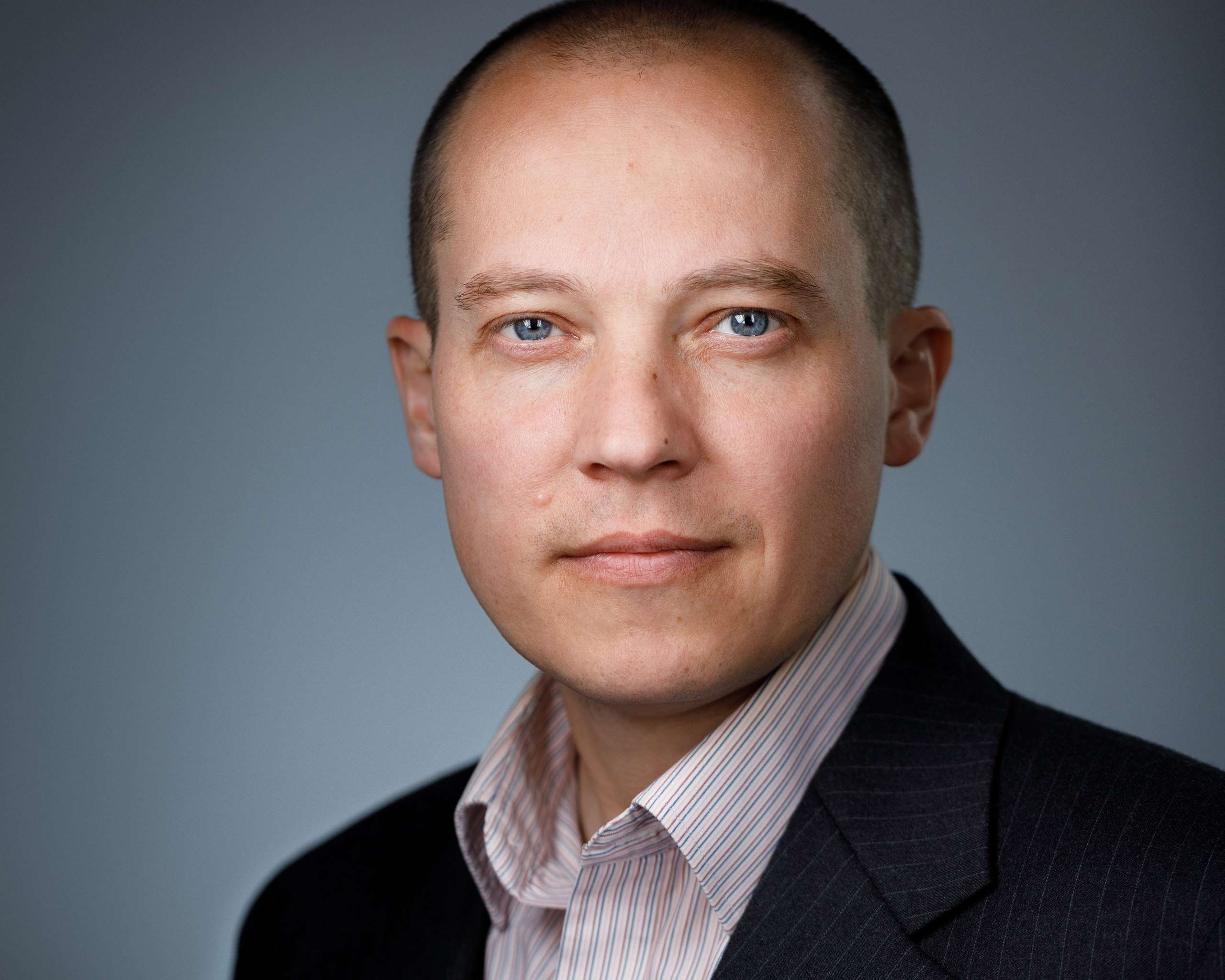 Headshot & portrait photographer Alexei Shendrick