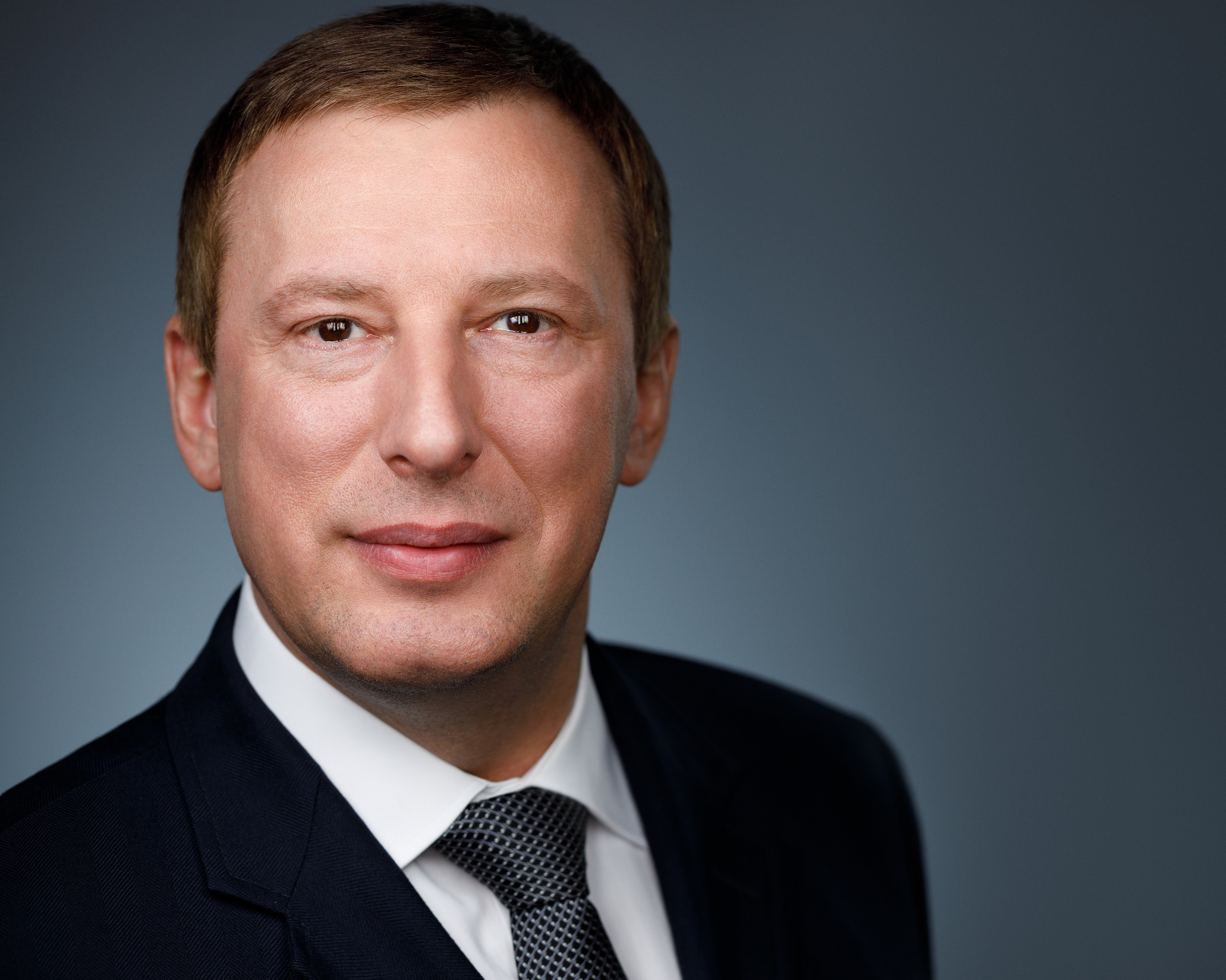 Headshot & portrait photographer Alexei Shendrick