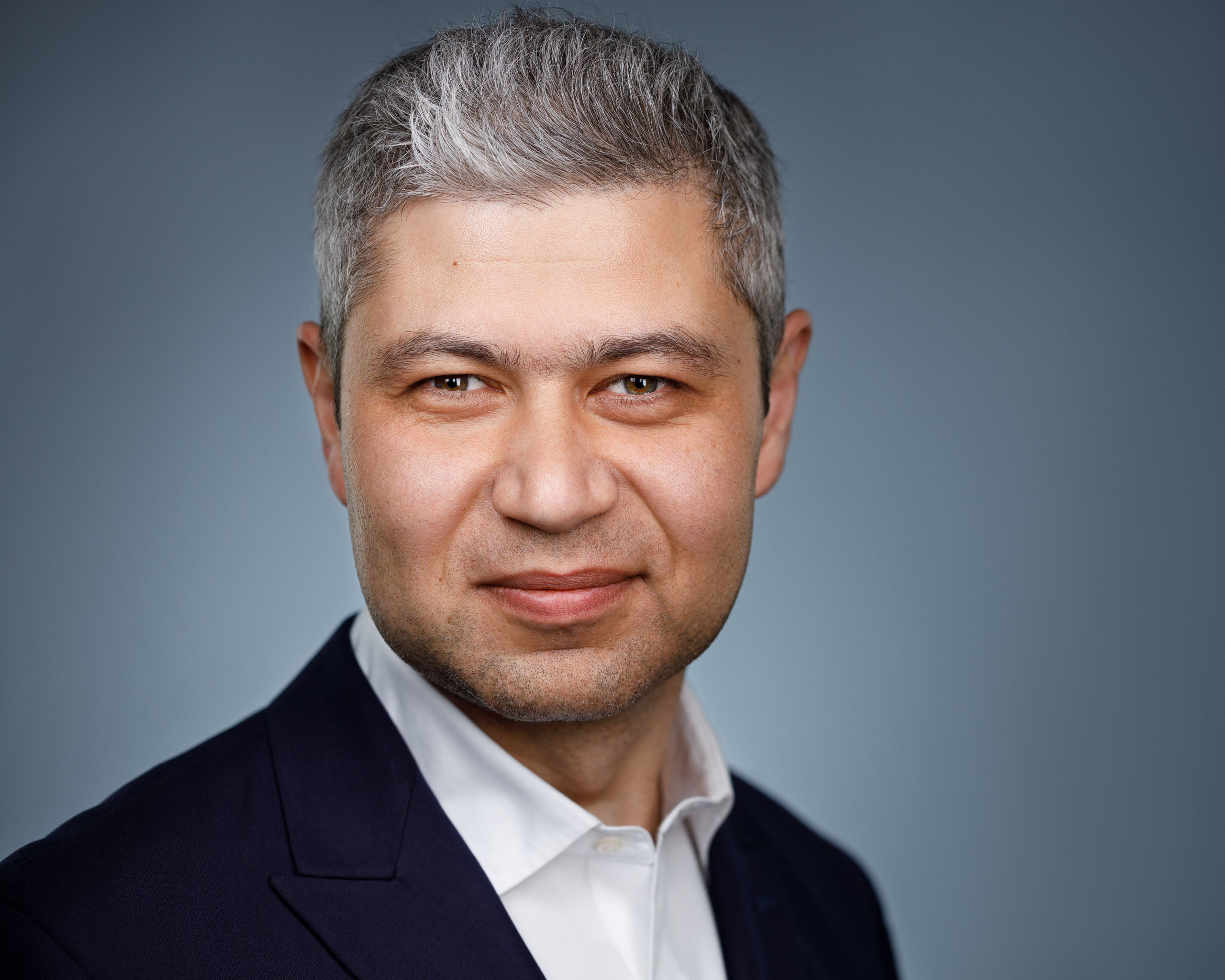 Headshot & portrait photographer Alexei Shendrick