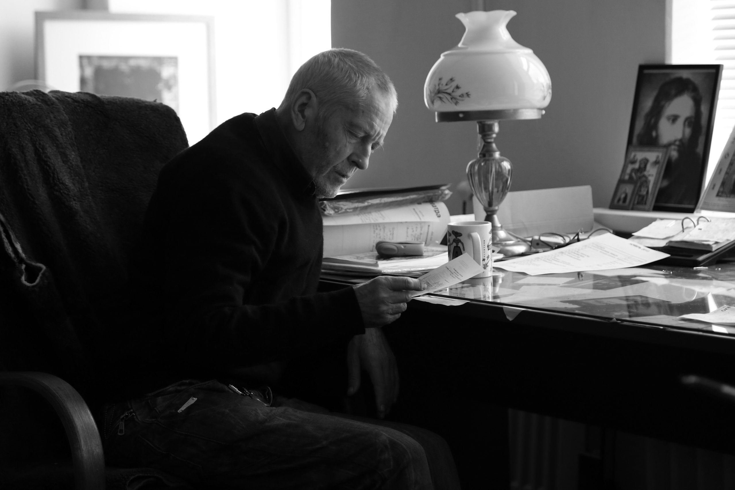 Nonglamorous. Headshot & portrait photographer Alexei Shendrick