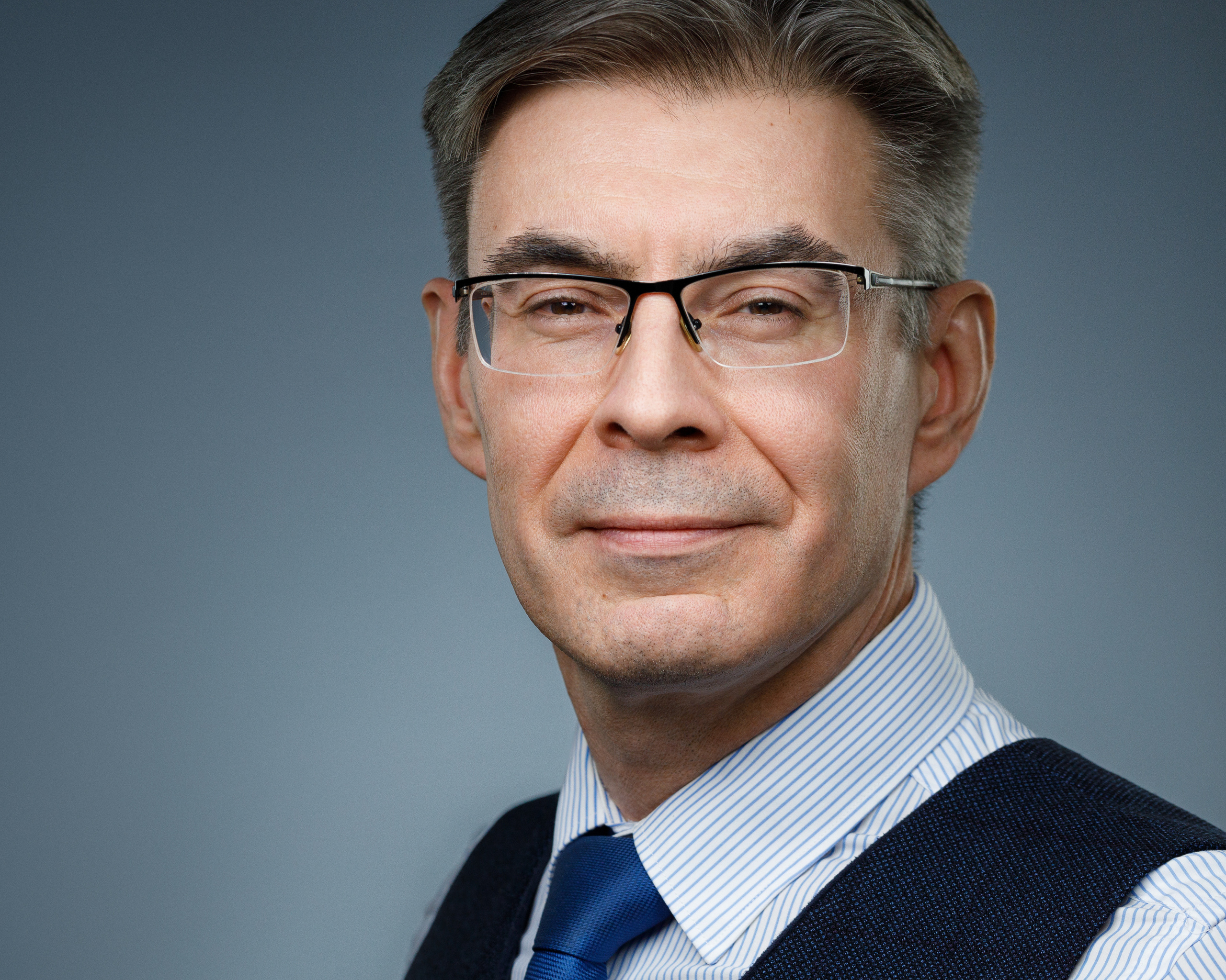 Headshot & portrait photographer Alexei Shendrick