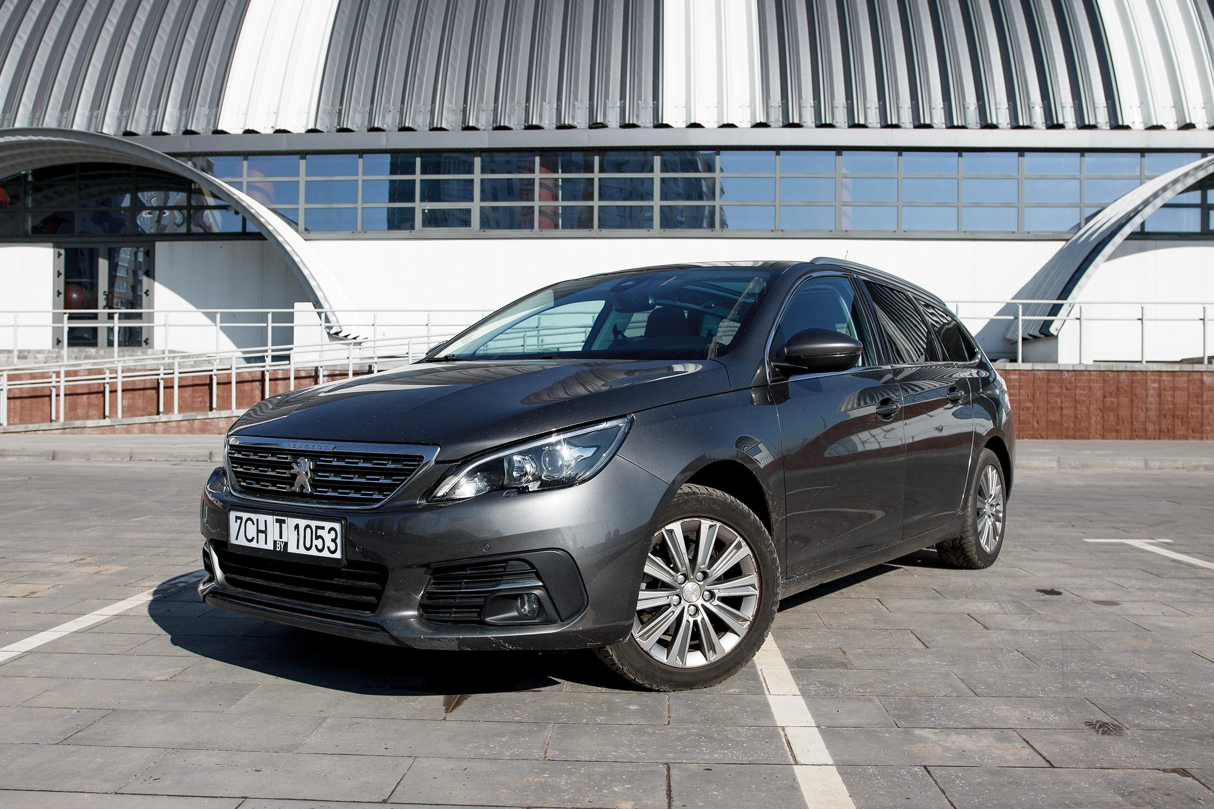 Peugeot. Фотограф в Батуми Павел Шарников