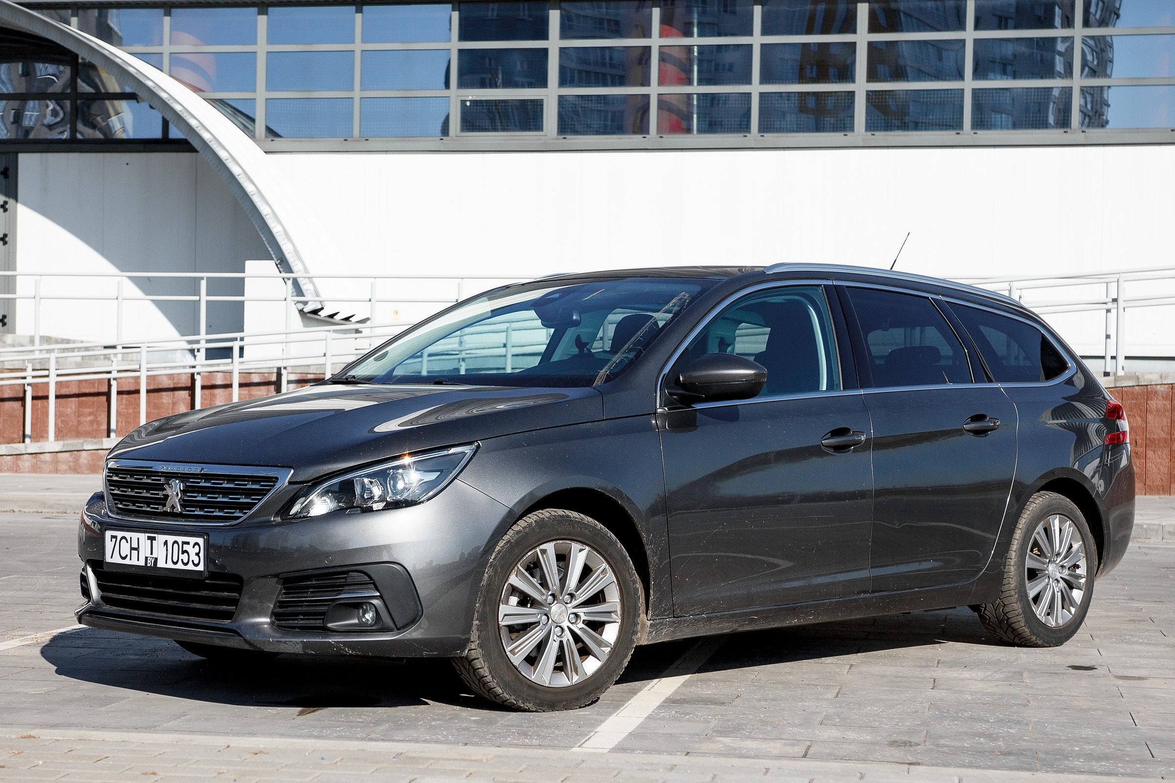 Peugeot. Фотограф в Батуми Павел Шарников