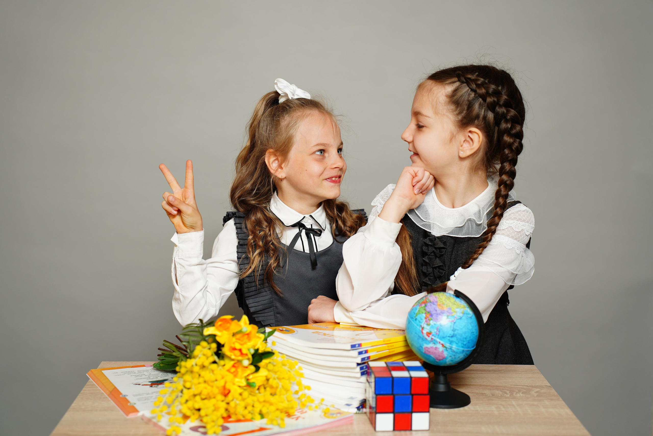 1 кл мелкие группы. MEMENTO.Выпускные альбомы, школьные, юбилейные и другие книги. Ростов-на-Дону