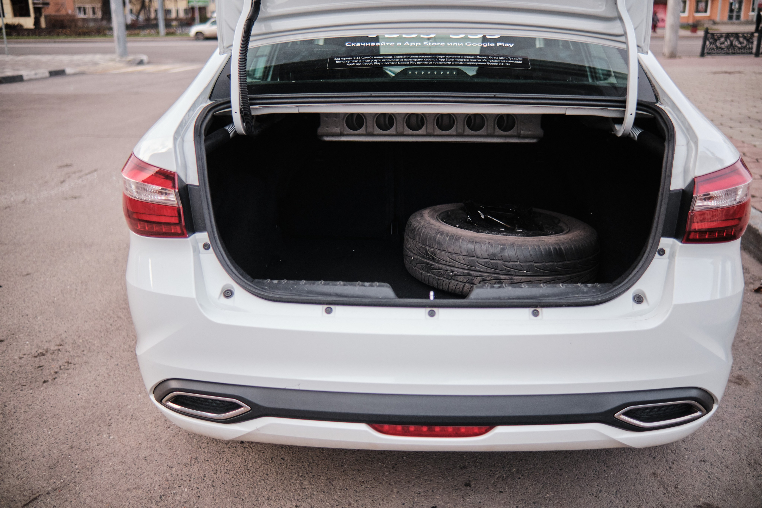 Новый автопарк Яндекс такси в Новокузнецке. Свадебный и семейный фотограф в Новокузнецке Иван Иванов