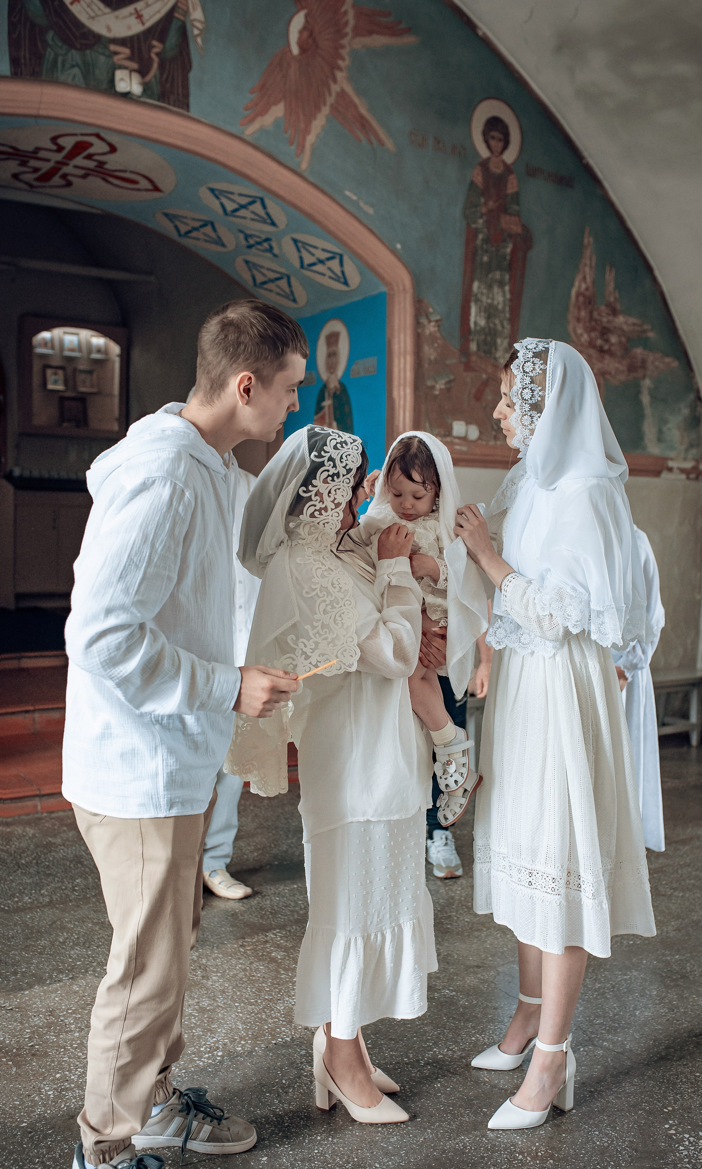 Крещение Машеньки в Свято-Троицком соборе Емельяново. Фотографы крещения/венчания  Красноярск Татьяна и Вячеслав Переваловы