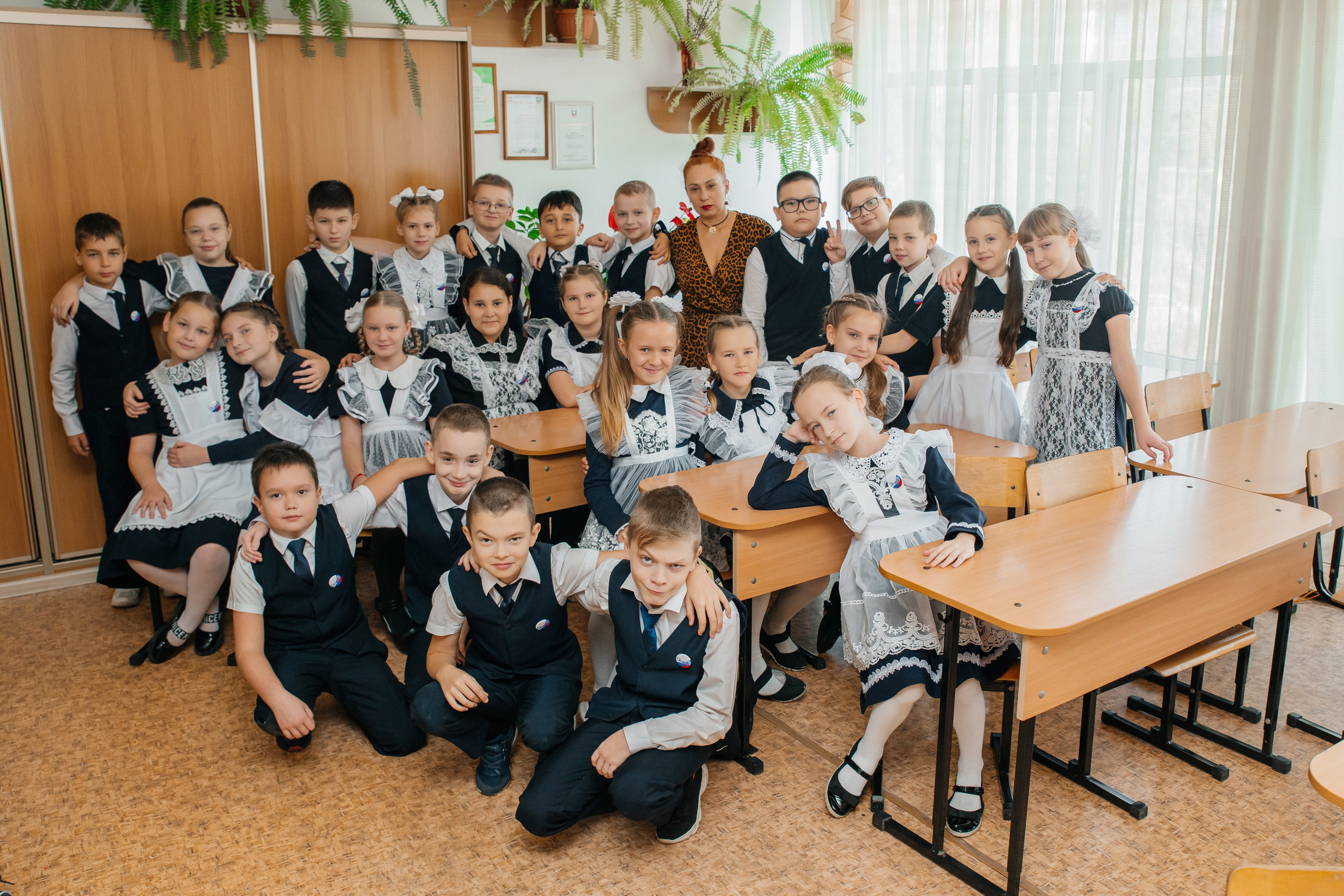 4 класс школа 11. Фотограф Ярмишко Дарья. Выпускные фотокниги