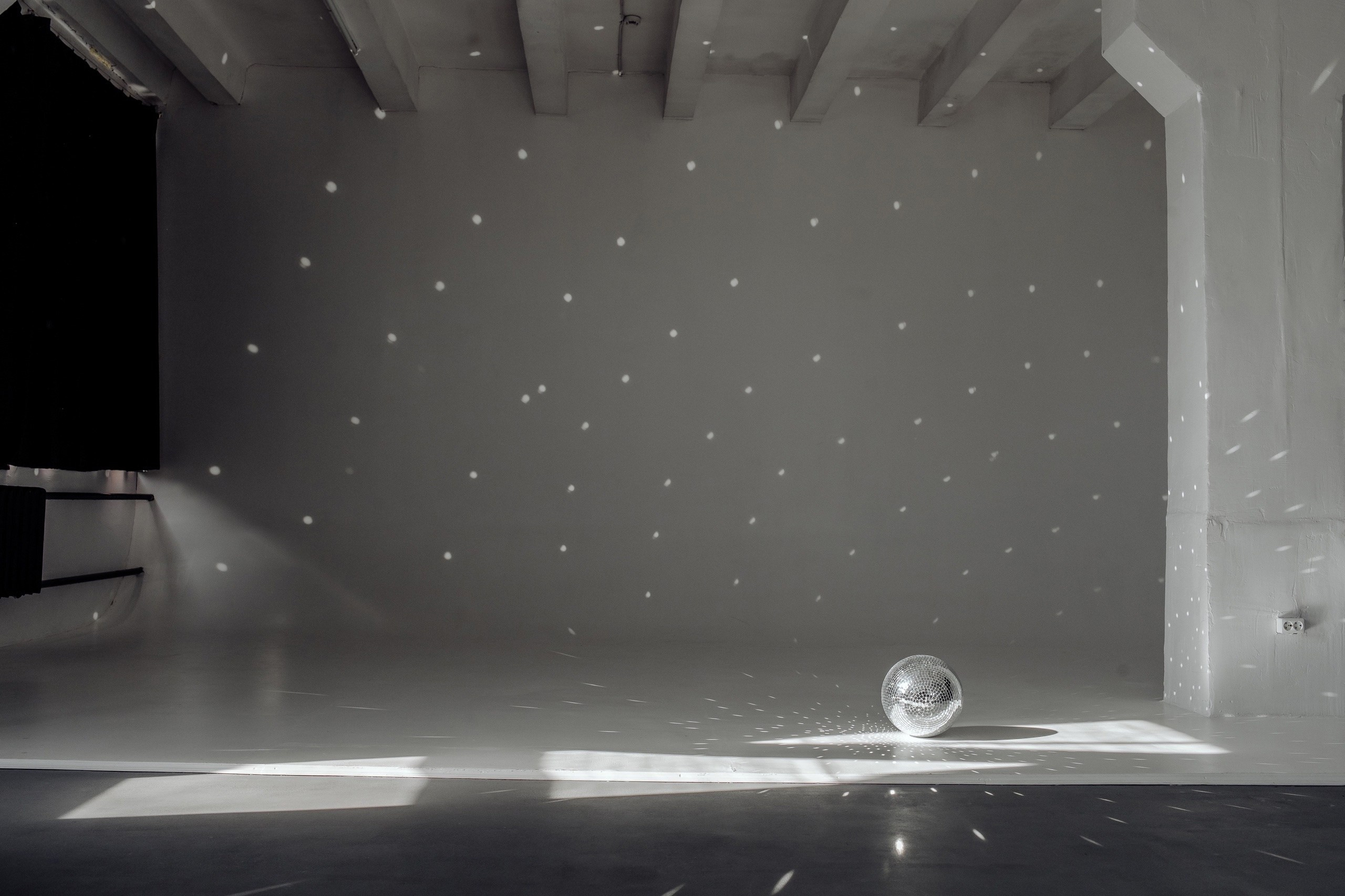 Фотостудия ISO Зал S130 Волжская 28 Саратов