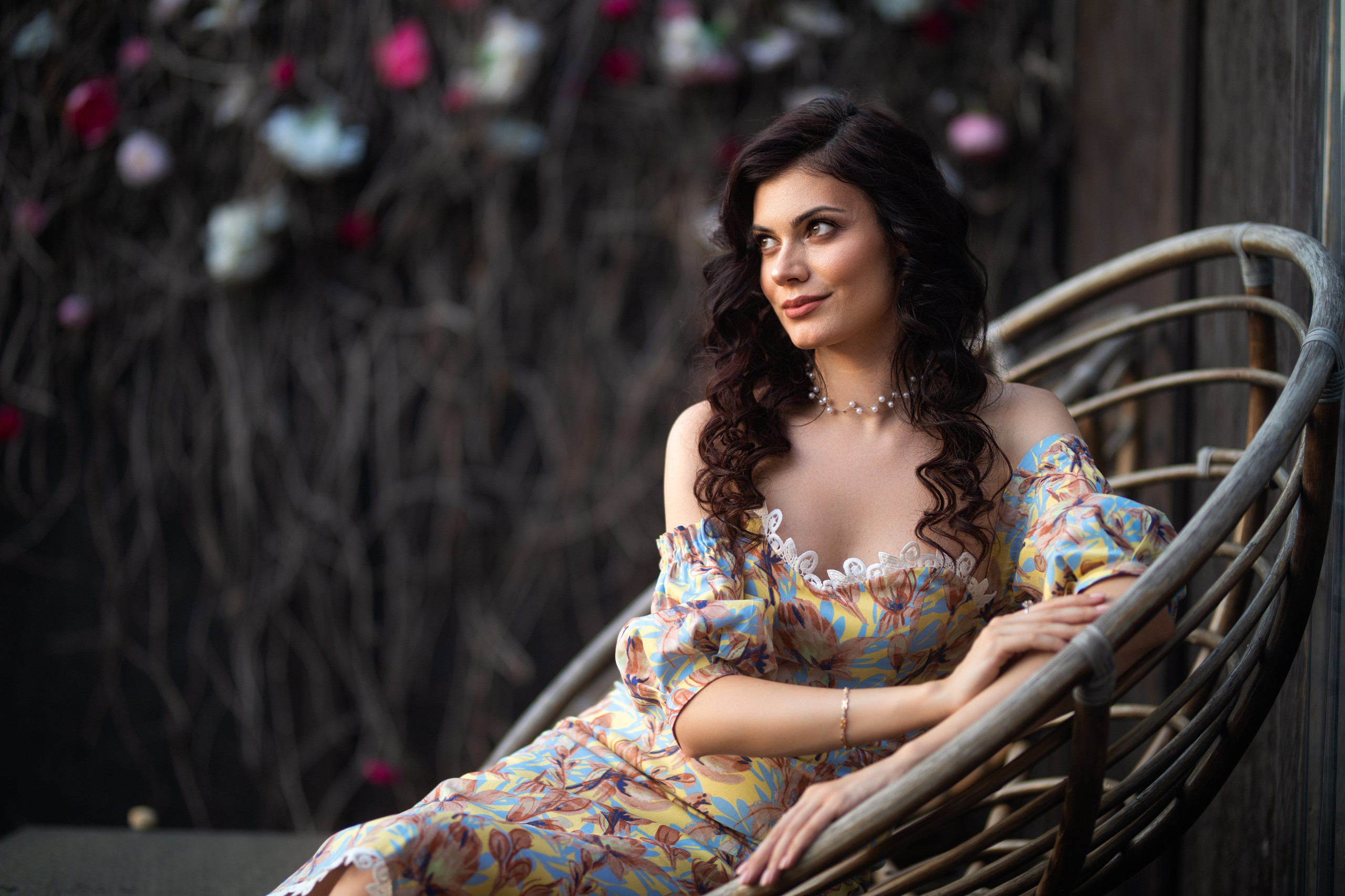 Фотосет с Эльвирой на крыше здания в формате для «себя»