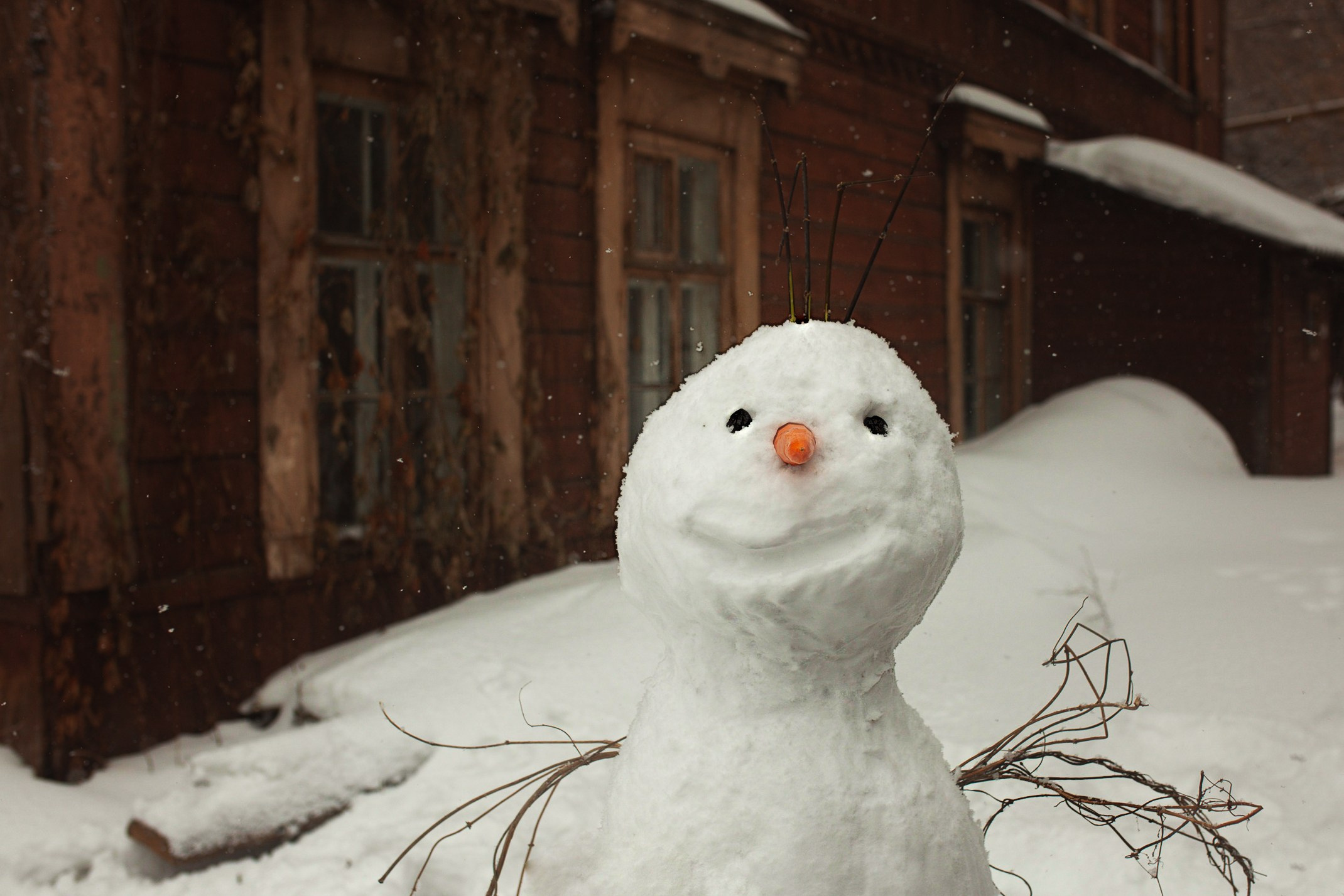Мы лепим снеговика!. Съемка Таинств Крещения Венчания, детские и семейные съемки в Пензе