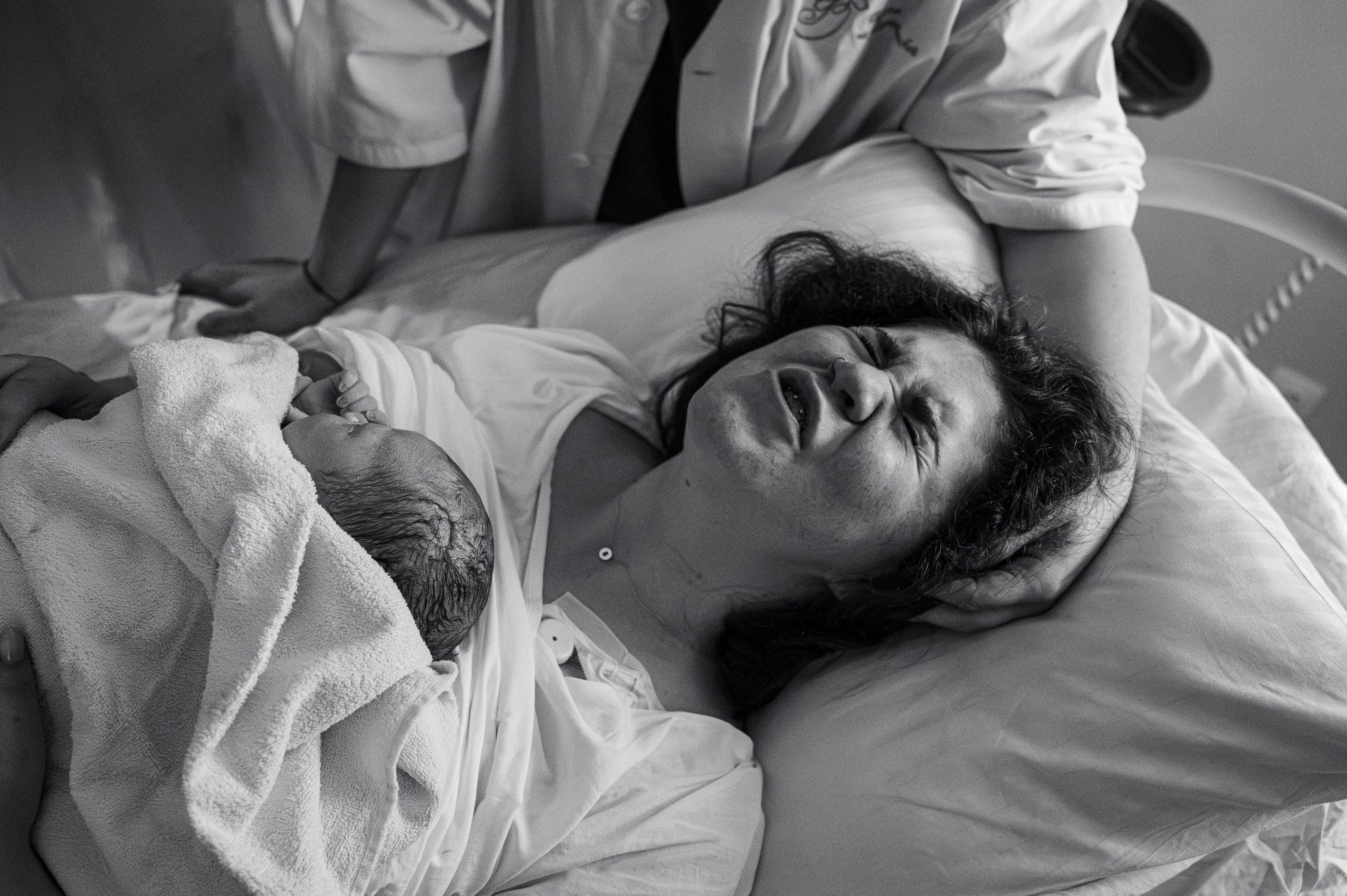 Василиса родилась. Роддом на Фурштатской. Парцалис Г.К./ Иринина А.С. Фотограф на роды СПБ Юлия Герасимова