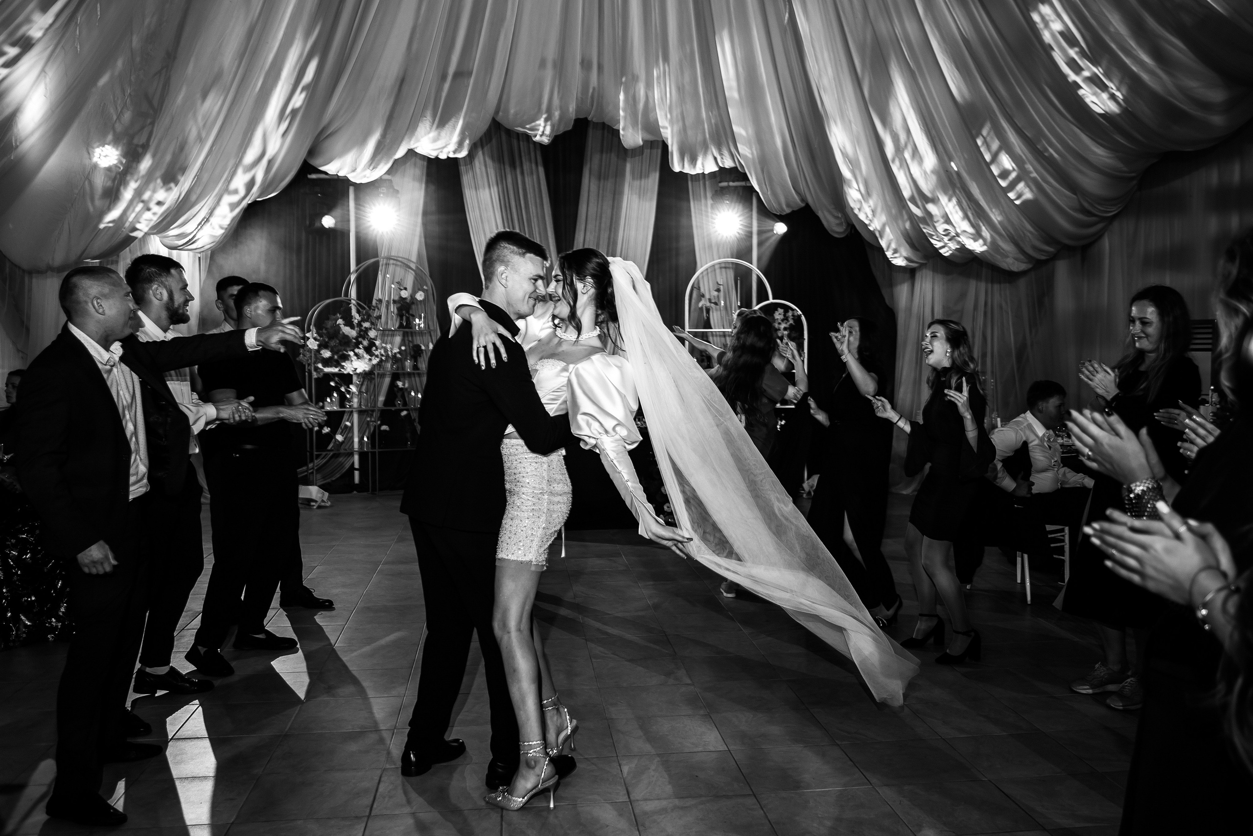 Юрий & Дарья | 06.06.25. Свадебный и семейный фотограф в Омске Евгения Хакимова