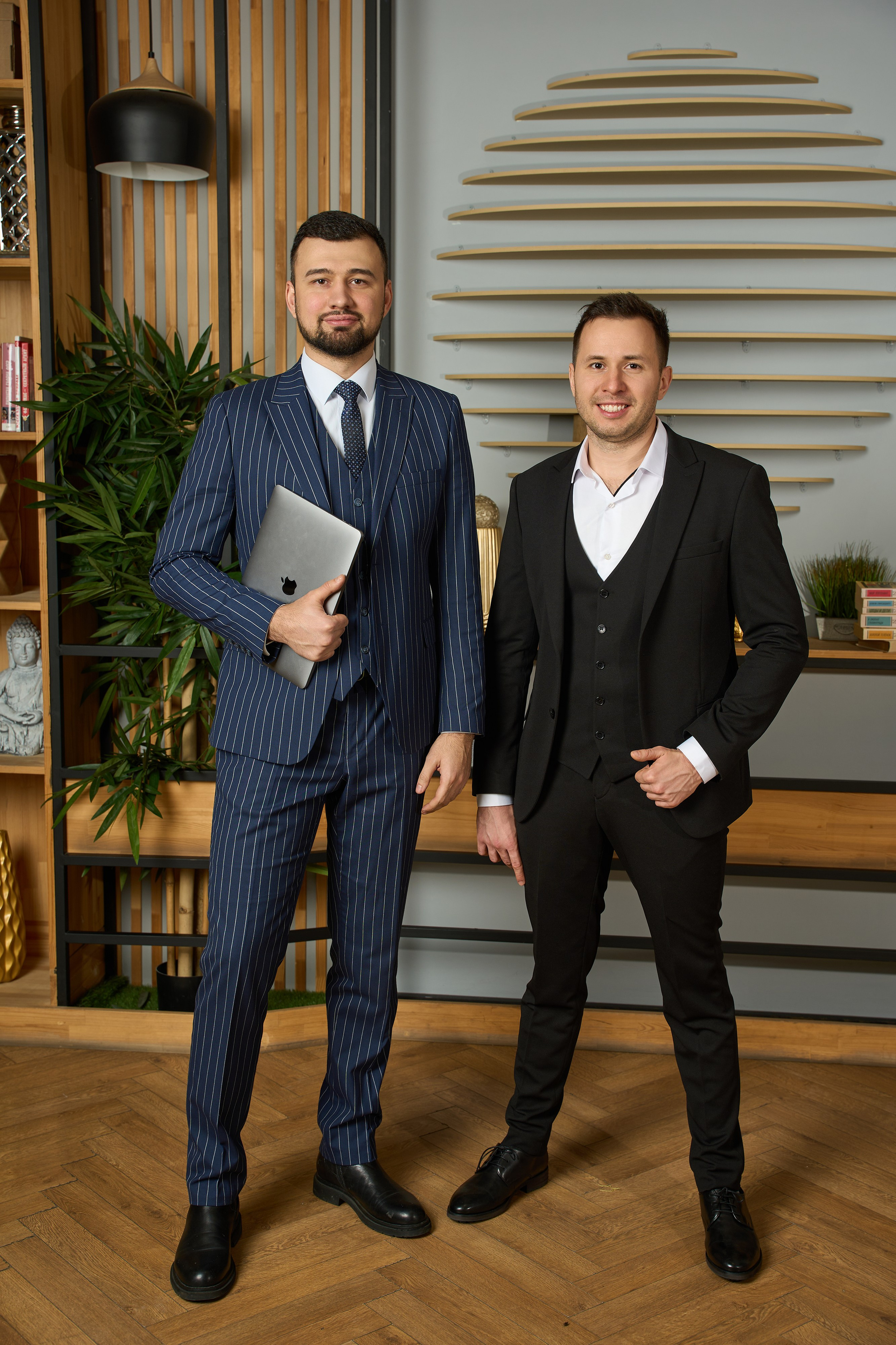 Офисная фотосъемка в Москве – Деловые портреты и командные фото | AkselPhoto. Фотограф в Москве (ЮВАО ВАО СВАО)