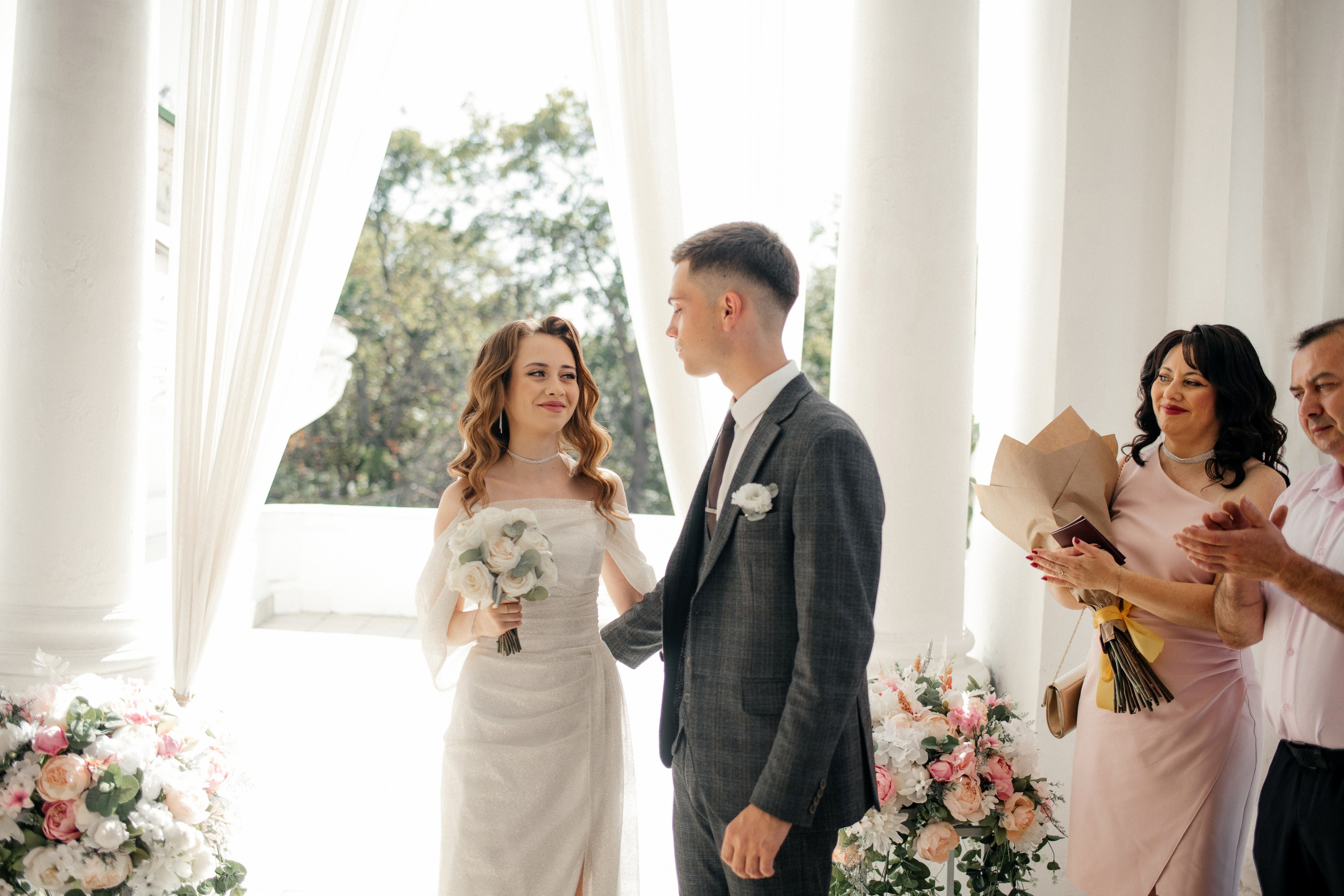 Егор и Динара. Главная