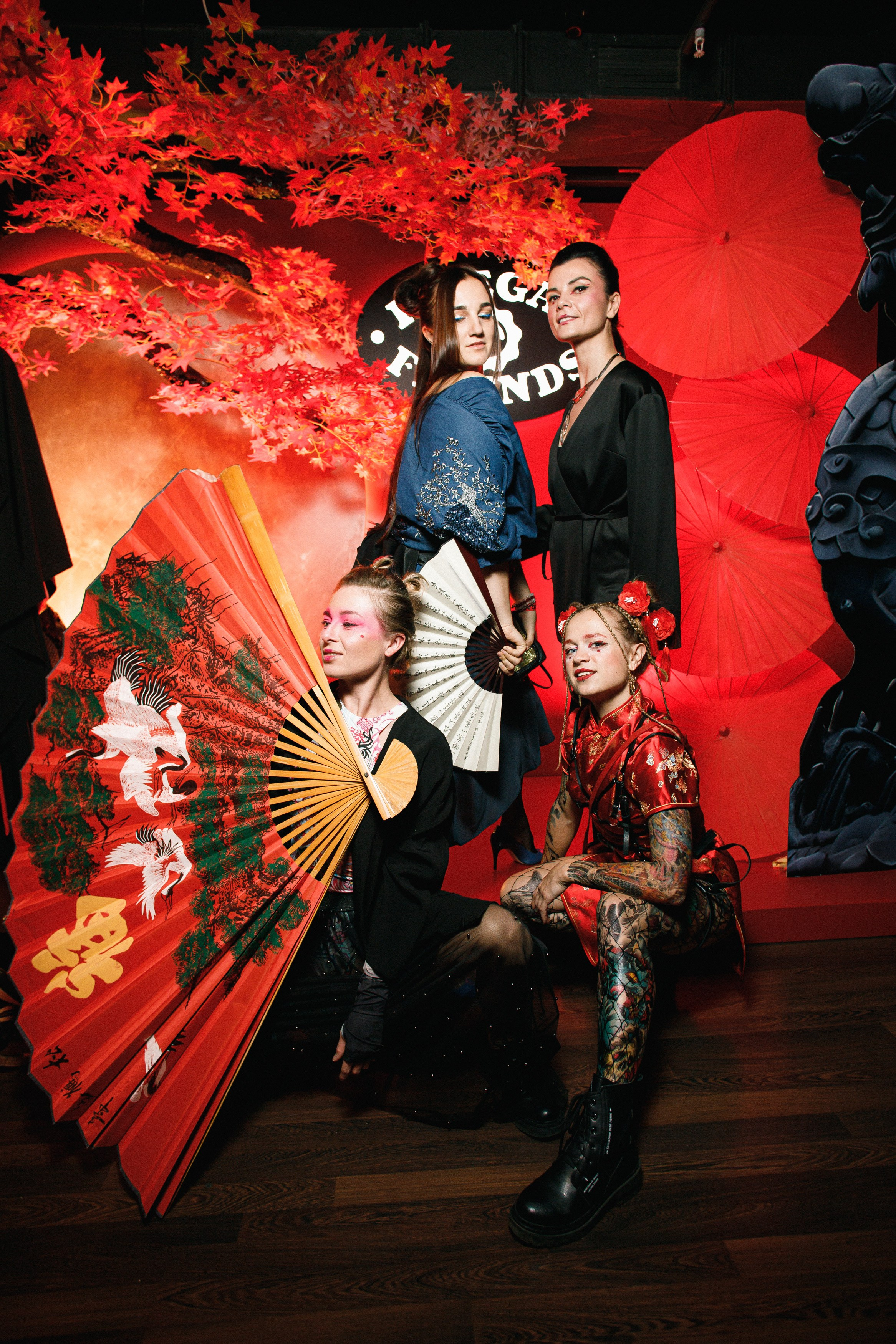 ILLEGAL FRIENDS | ASIA. СВОИ. ФОТООТЧЕТЫ-СОБЫТИЯ-МЕСТА