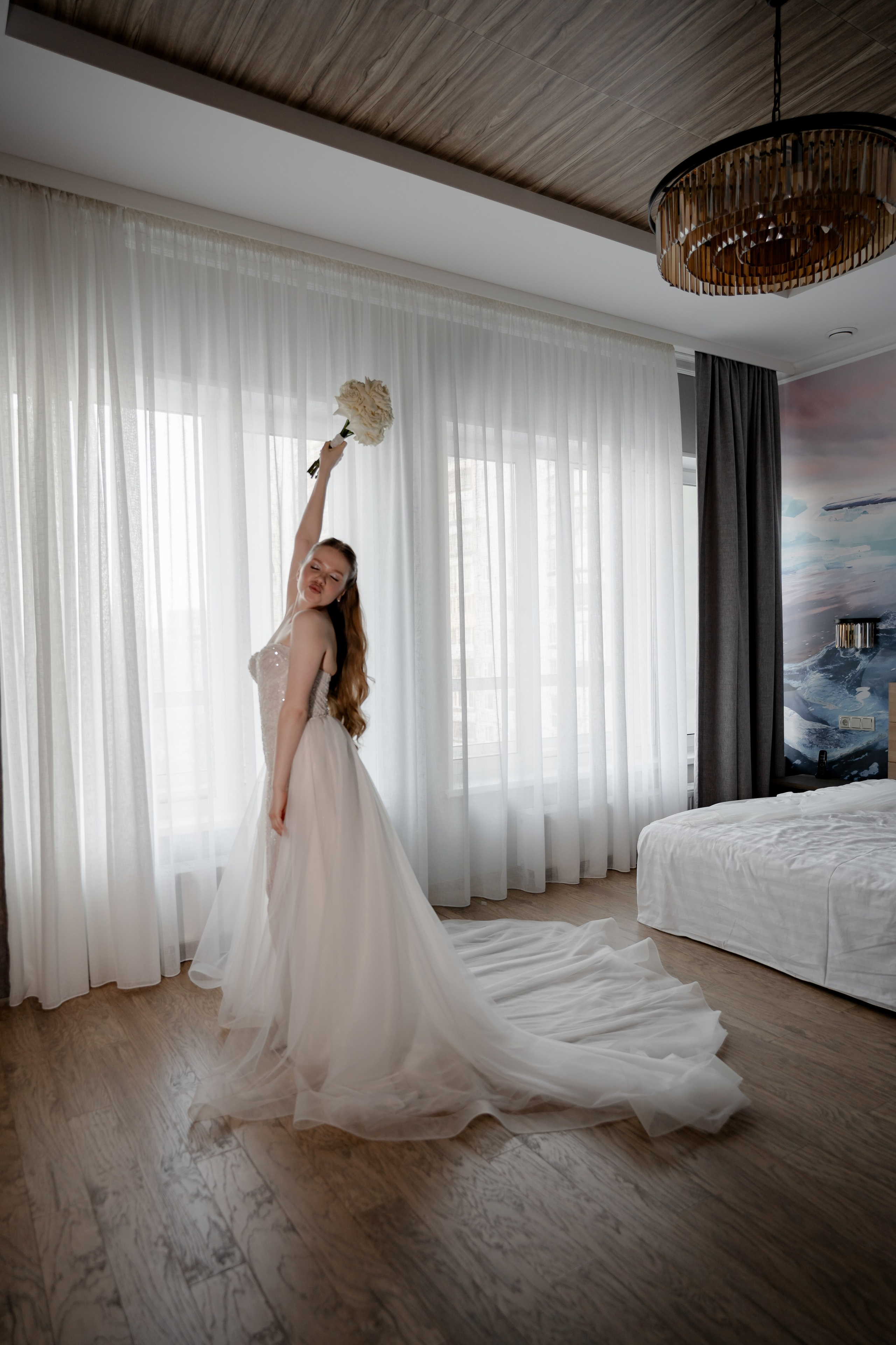 СВАДЕБНАЯ СЬЕМКА СБОРОВ В ОТЕЛЕ И ВЫЕЗД НА ЦЕРЕМОНИЮ (СНЯТО В СИБИРЕ В НИЖНЕВАРТОВСКЕ). Профессиональный фотограф, Санкт-Петербург — Виктория Богомолова