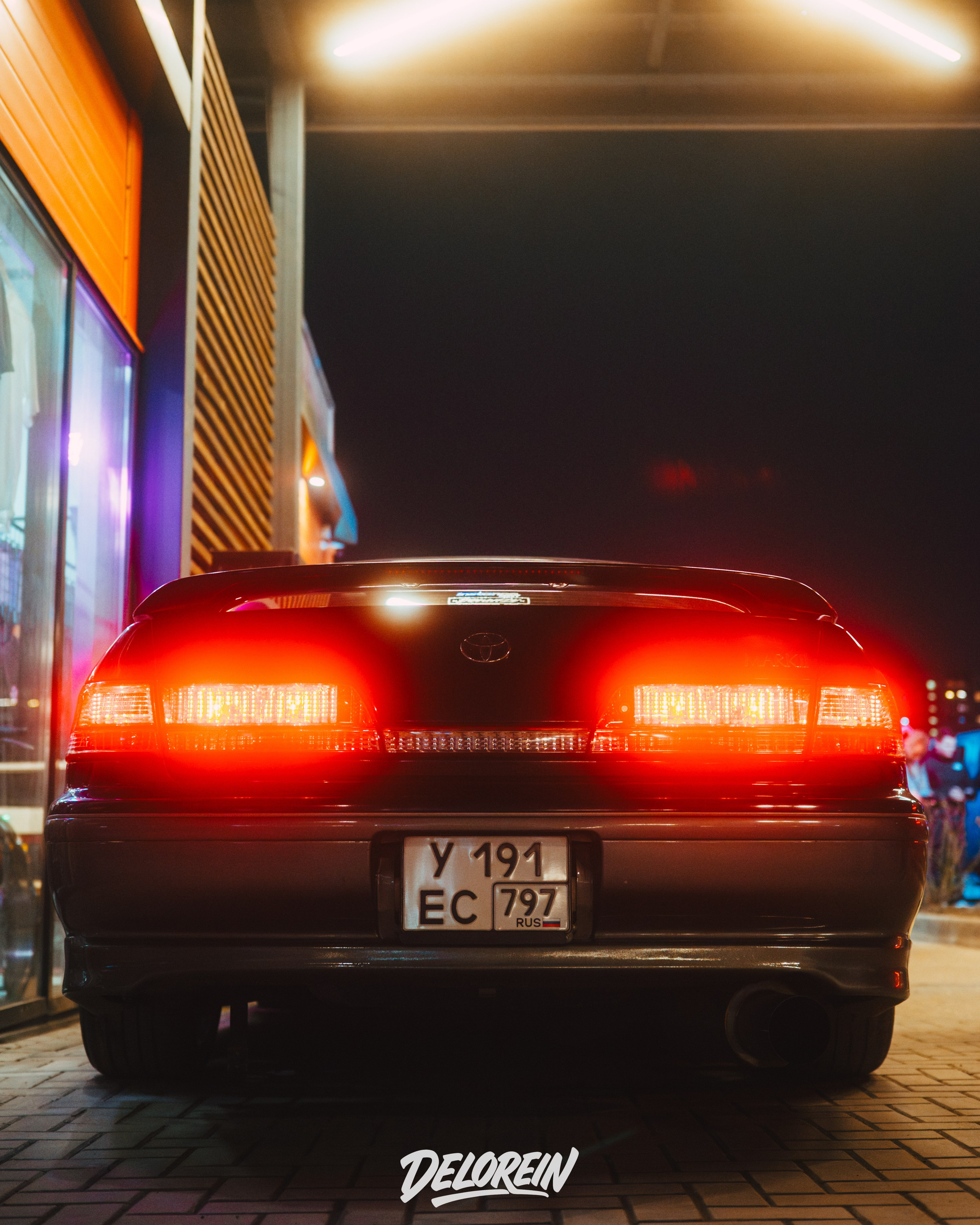 Downfly 25 марта 2026. DeLorein