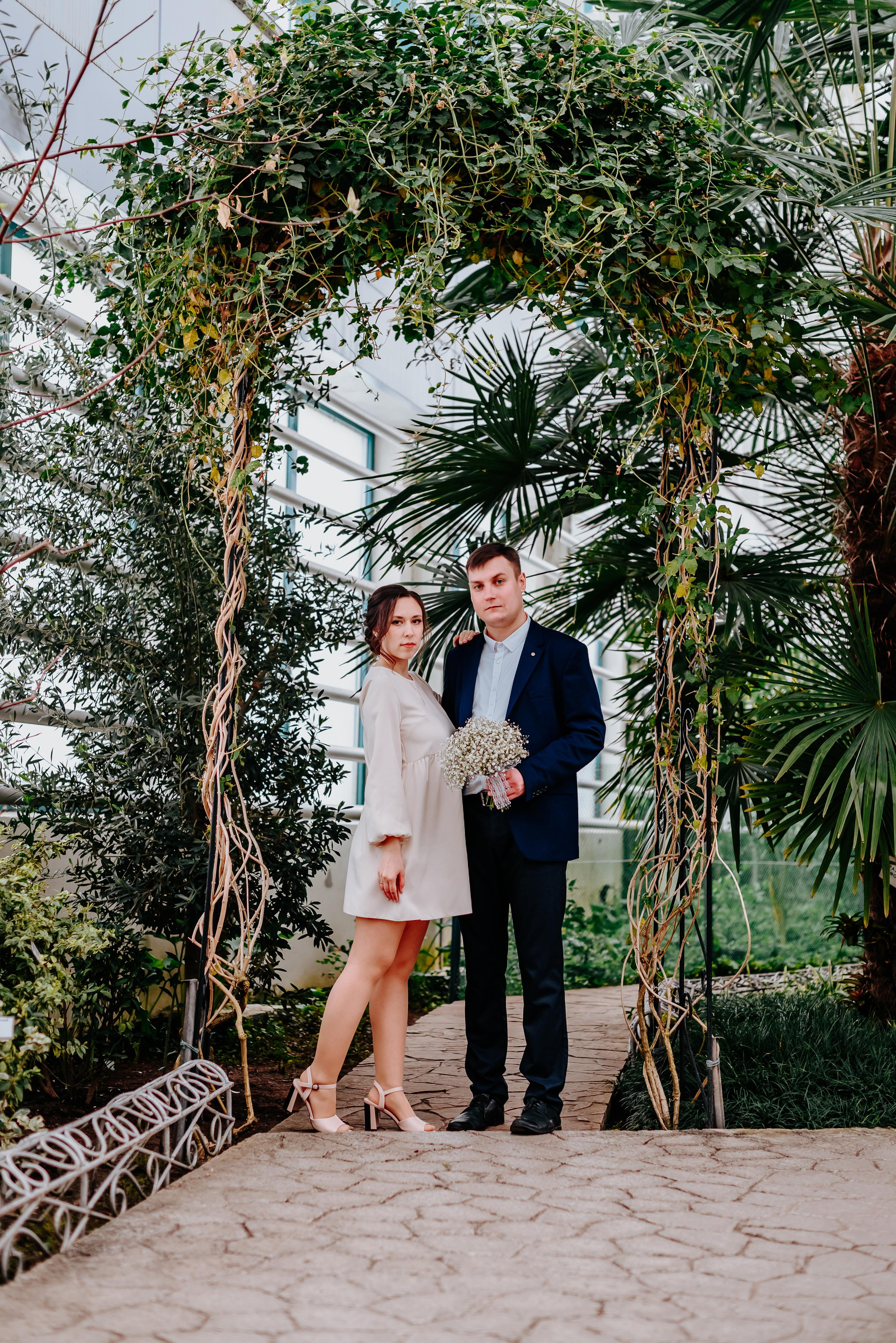 Свадебная фотосъёмка в ботаническом саду Кемерово