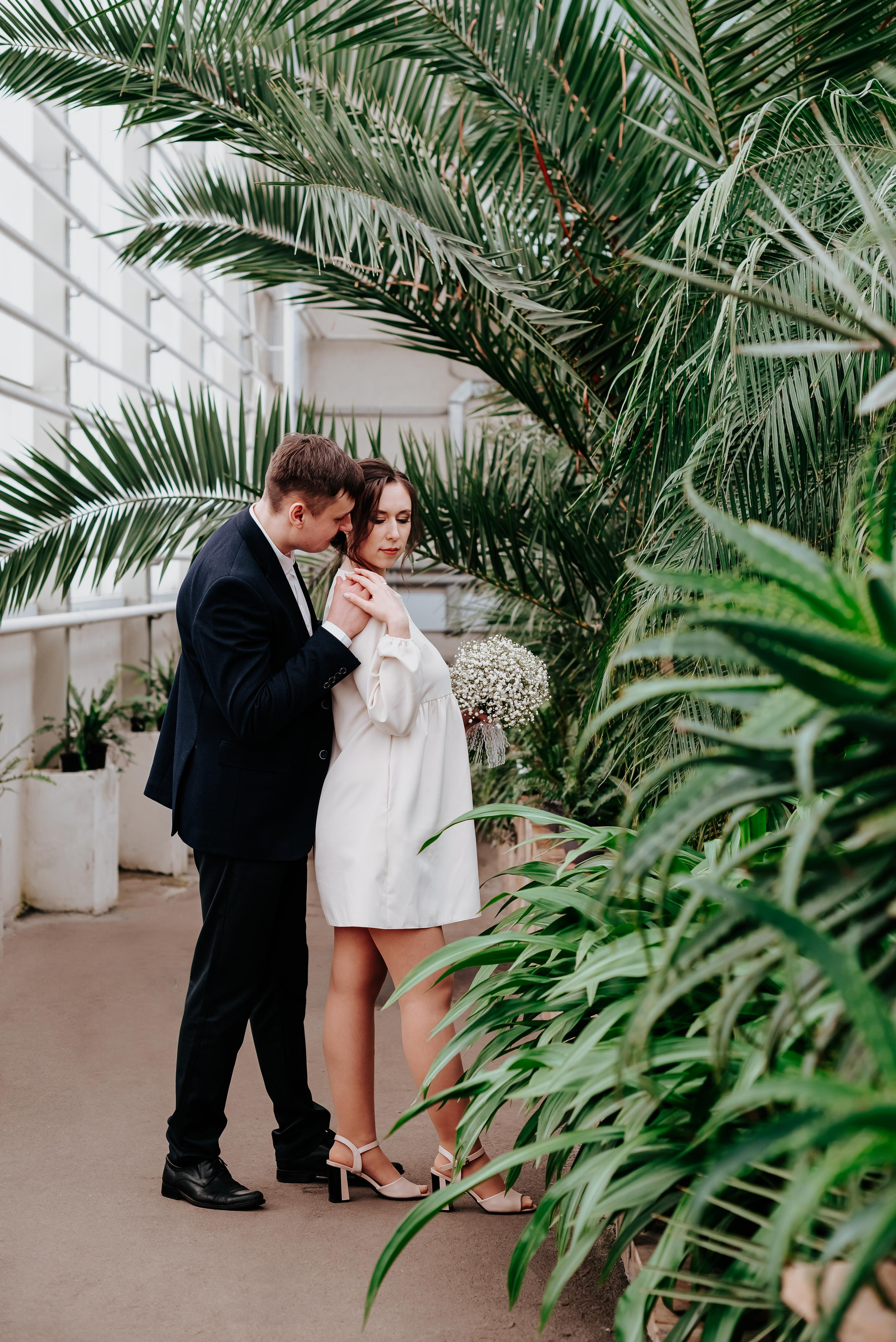 Свадебная фотосъёмка в ботаническом саду Кемерово