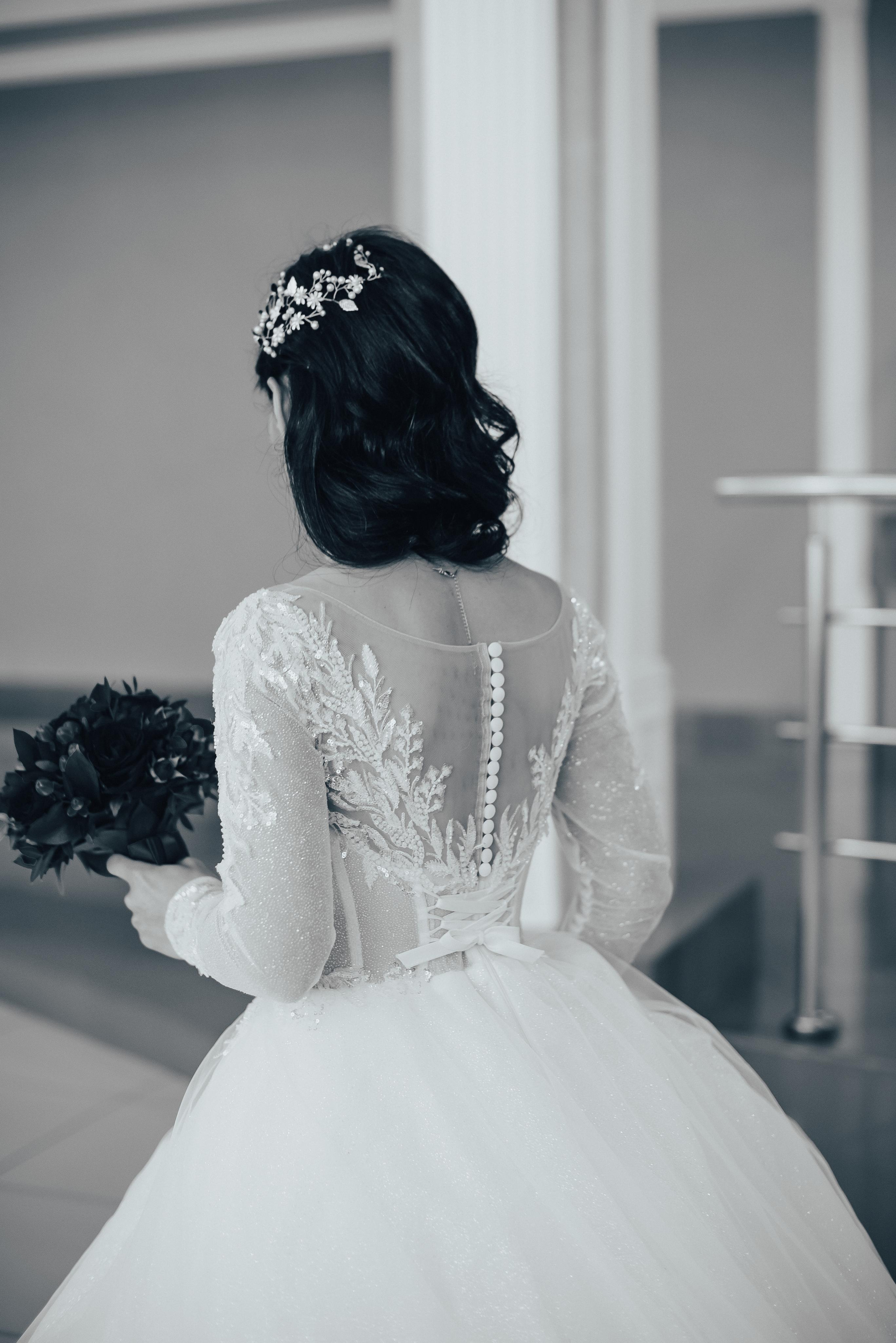 Свадебная фотосессия в центральном загсе Кемерово