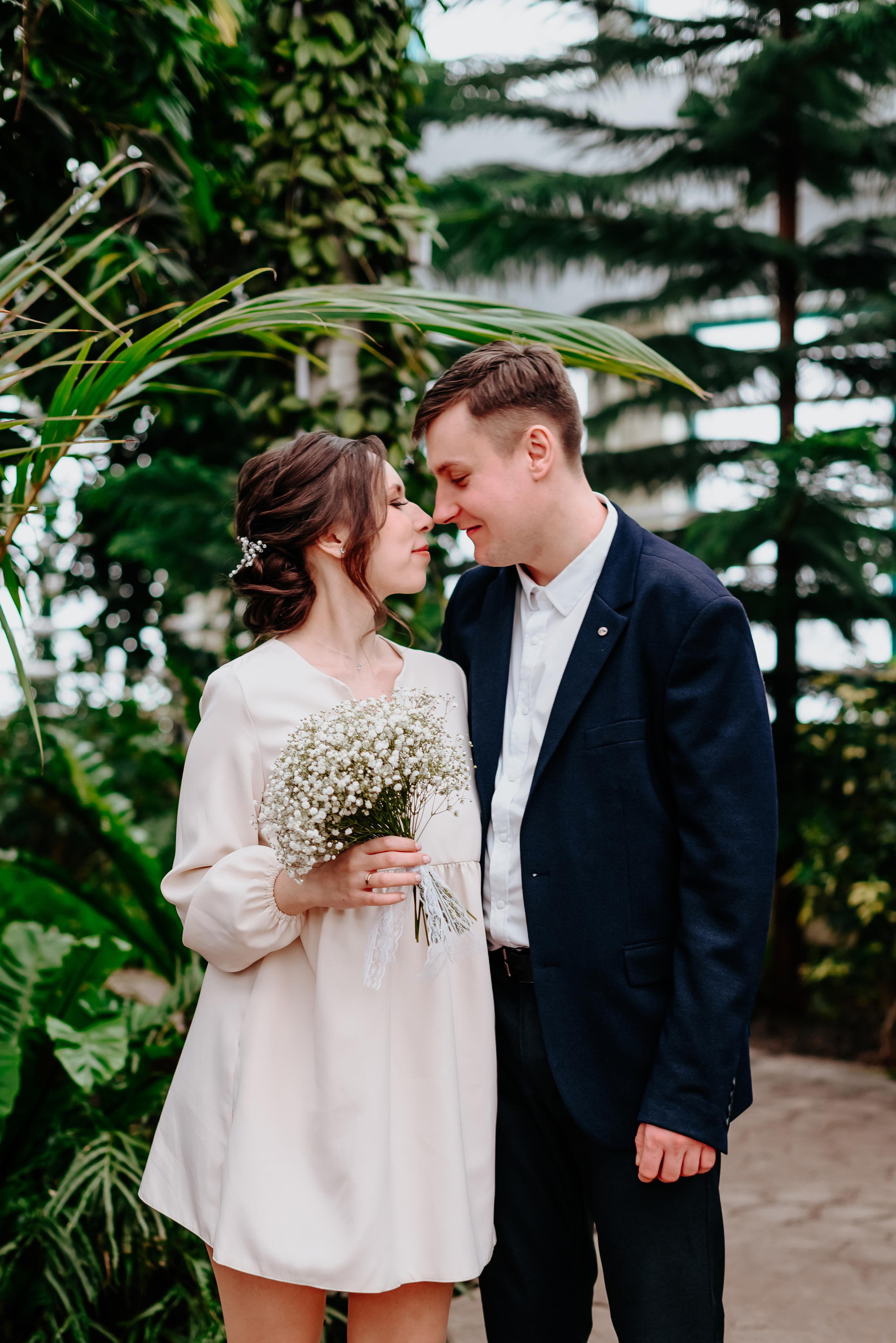 Свадебная фотосъёмка в ботаническом саду Кемерово