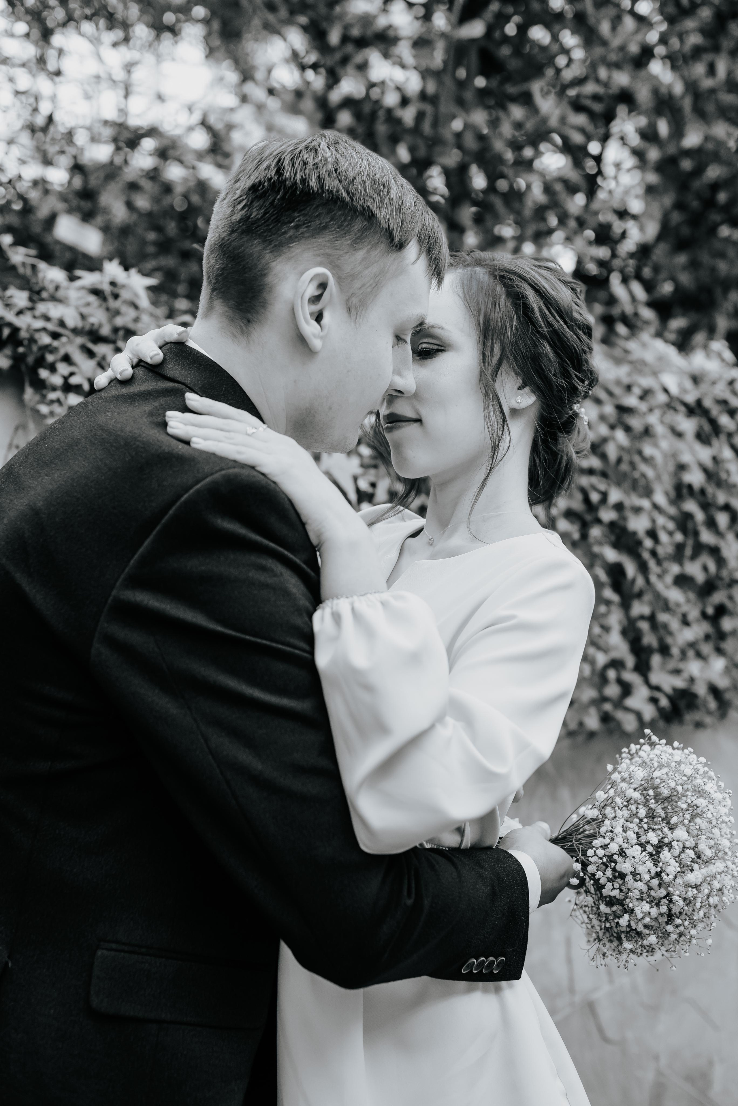 Свадебная фотосъёмка в ботаническом саду Кемерово