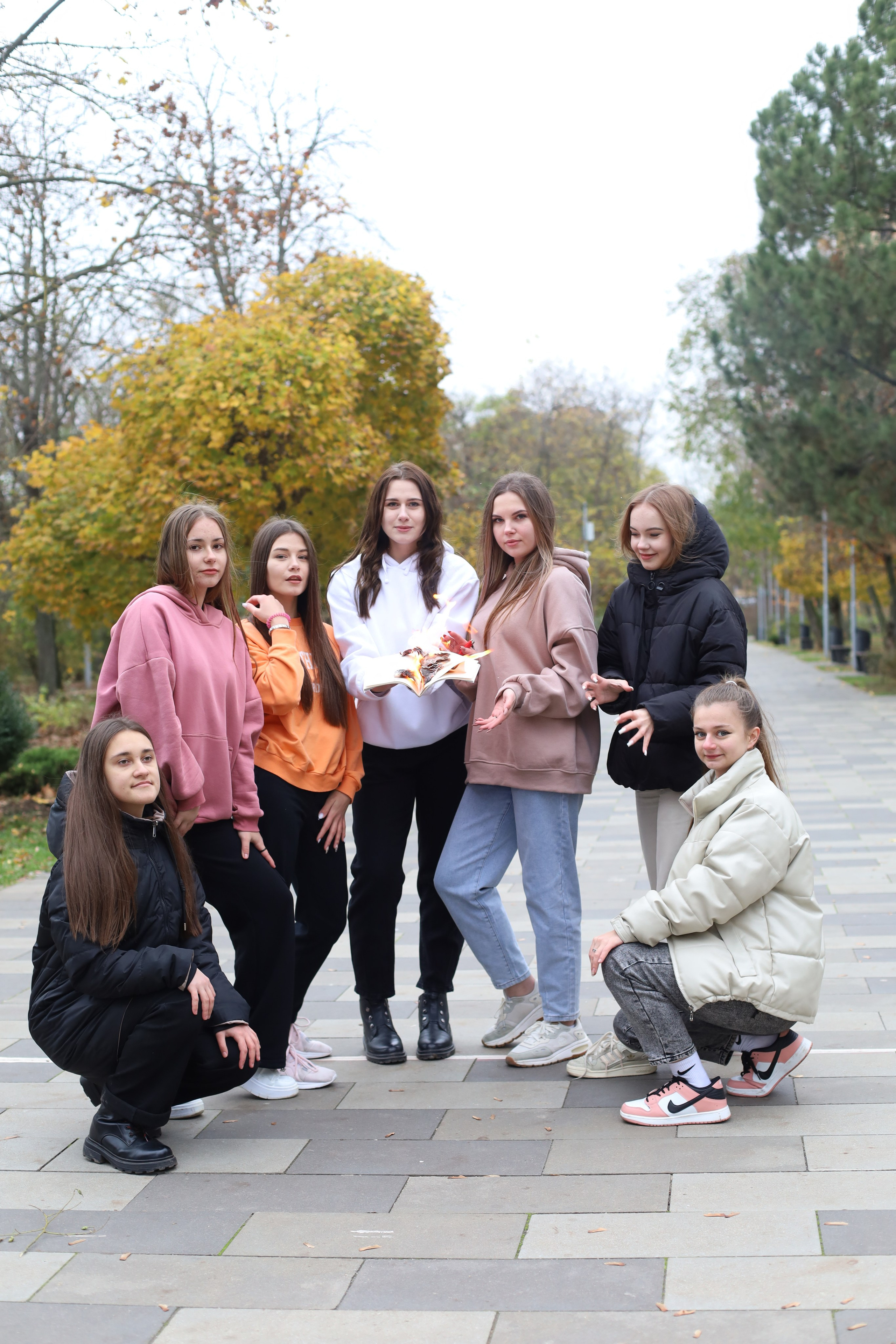 ФОТОСЕССИЯ ДЛЯ ВЫПУСКНИКОВ 35 ШКОЛЫ Г. ТАГАНРОГА. Выпускные альбомы в Таганроге и Ростовской Области