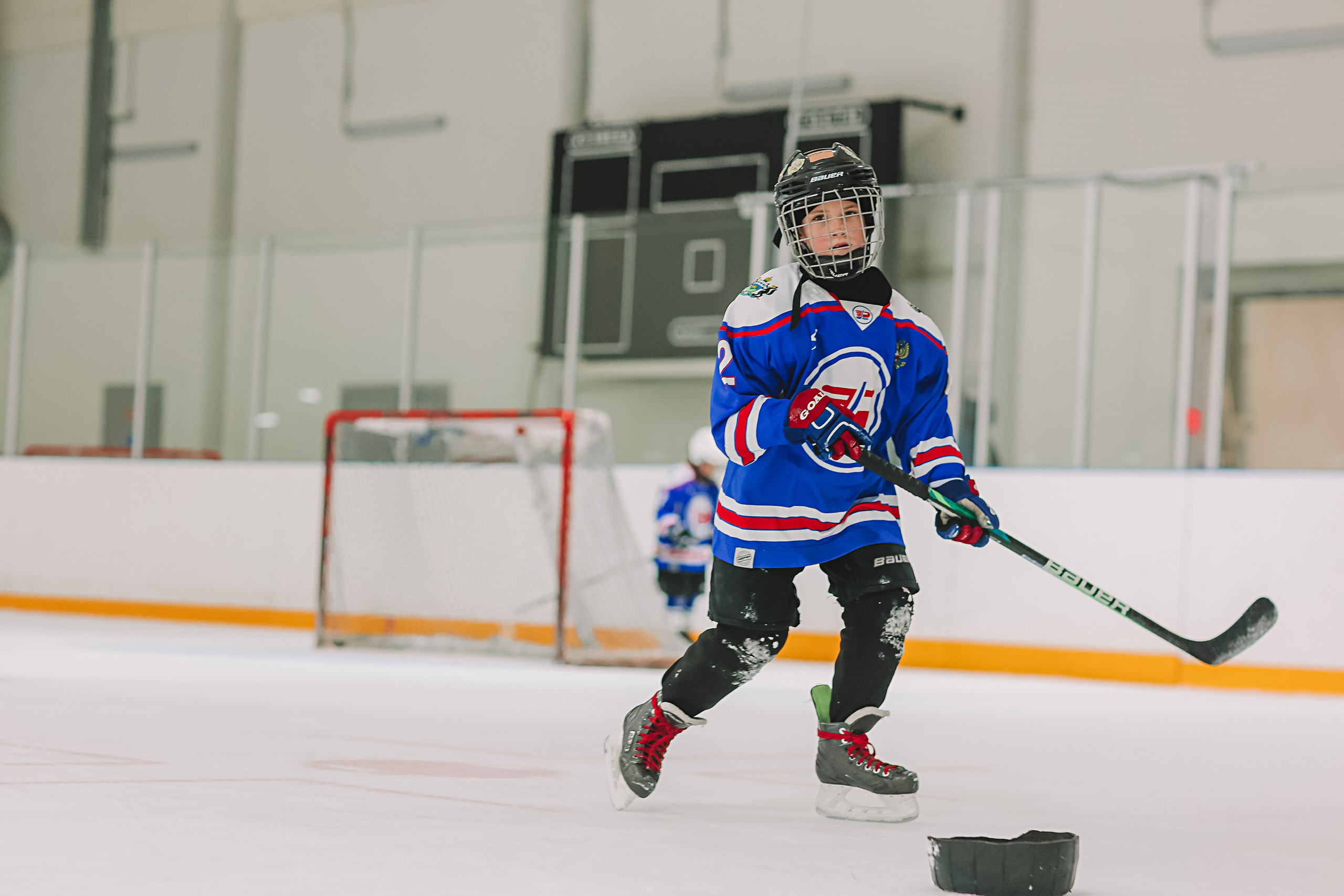 Хоккей тренировка. Семейный фотограф Тюмень, фотограф на роды Салмина Мария