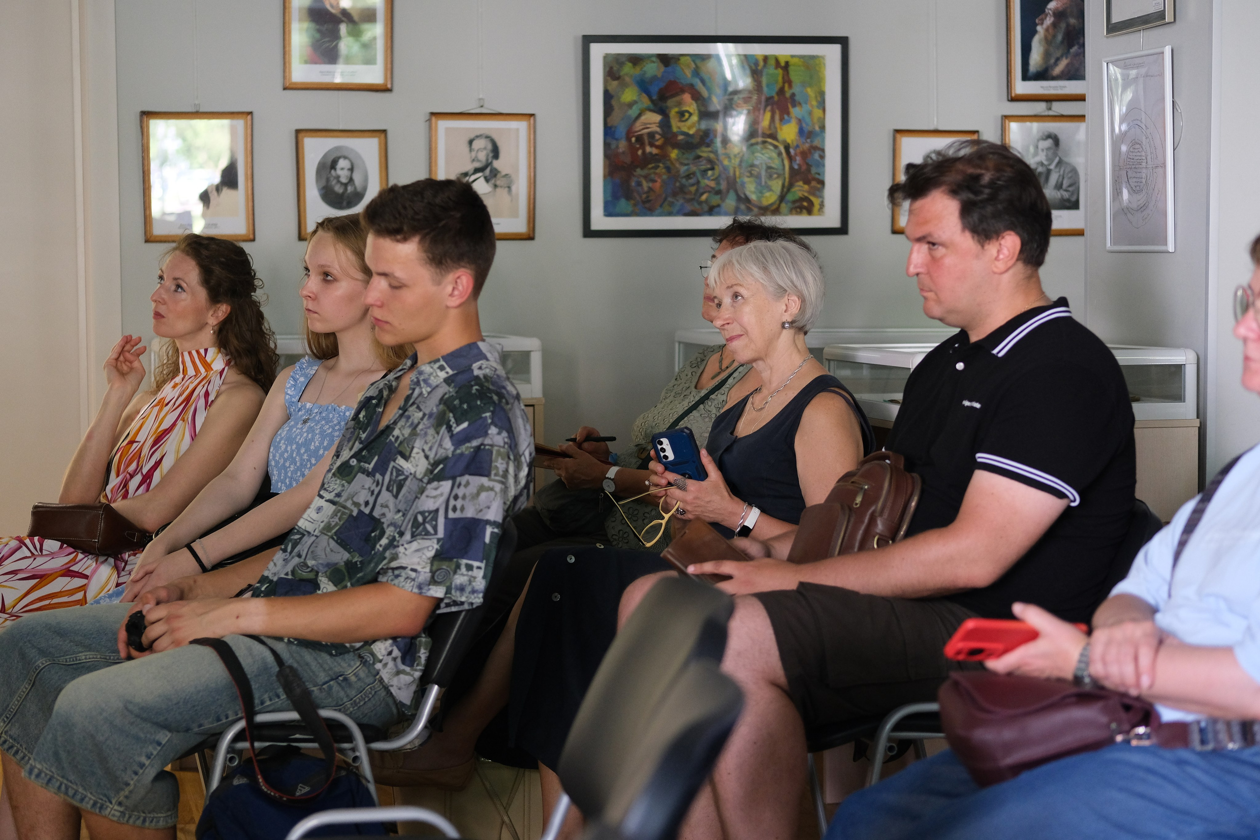 Синяя в Москве 05.07 — 20.08.25. Фотострелка