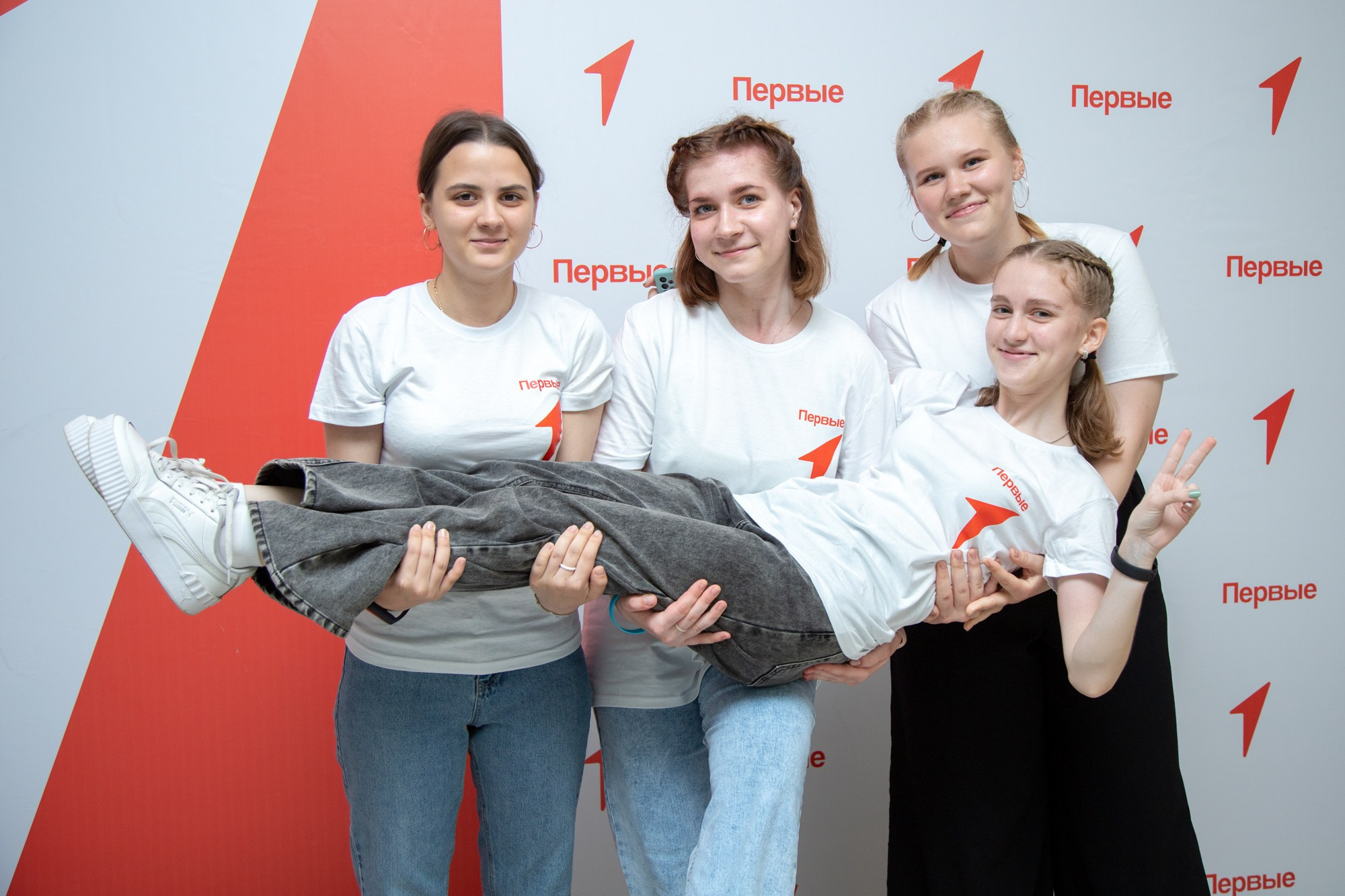 Первый фестиваль Движения Первых в Краснодаре. Репортажный, промышленный и маркетплейс-фотограф Дмитрий Чернат