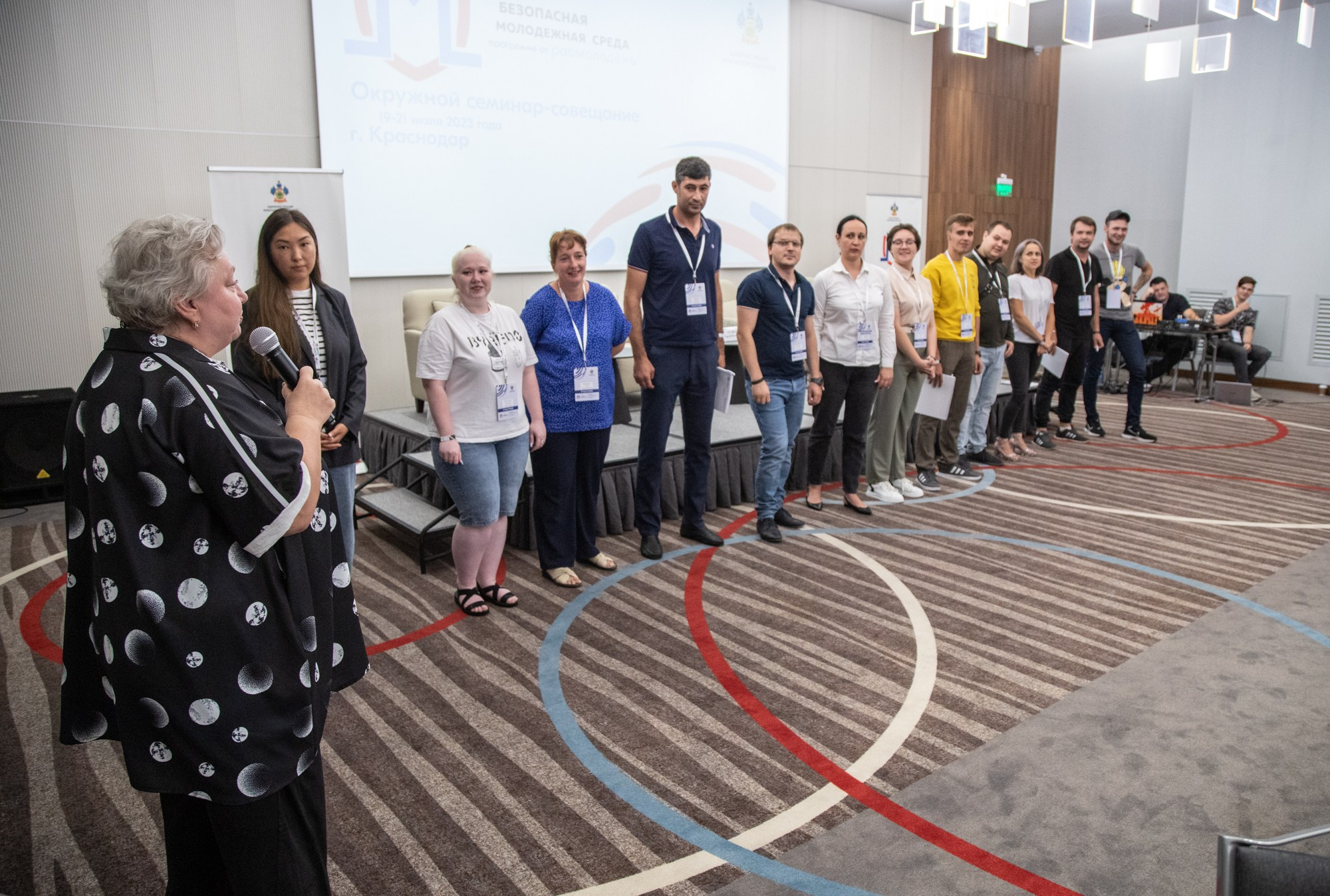 Федеральный семинар от «Росмолодёжи». Репортажный, промышленный и маркетплейс-фотограф Дмитрий Чернат