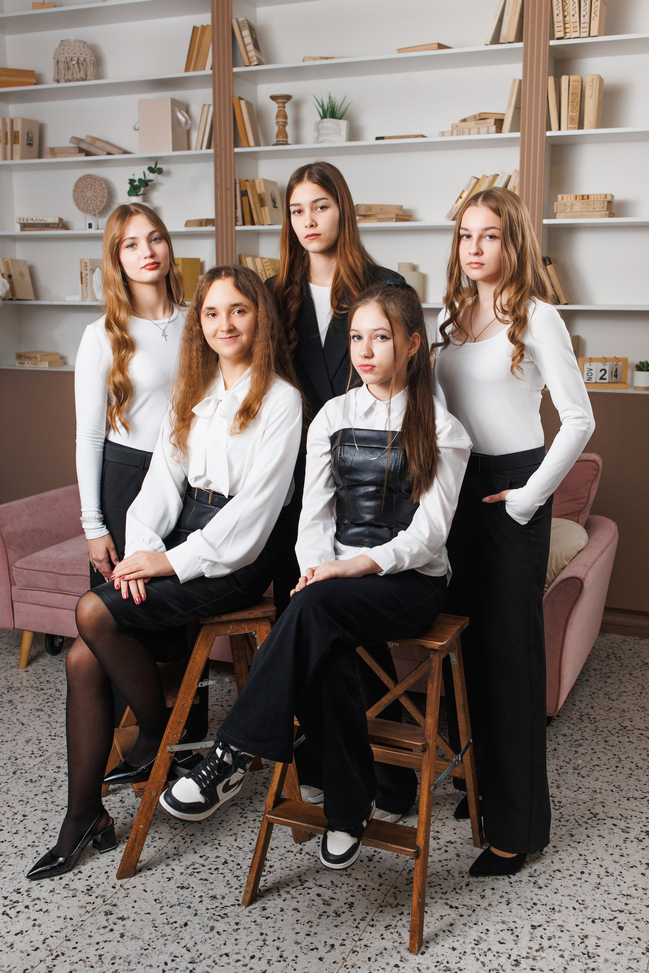 Локация для коллективных кадров № 7. Выпускные альбомы клевербук Воронеж