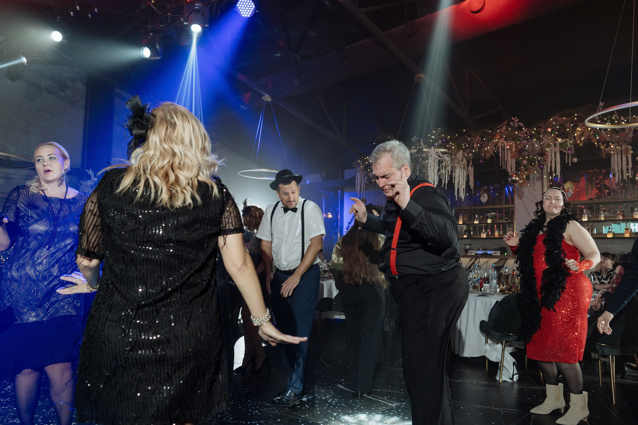 Альбион Тур