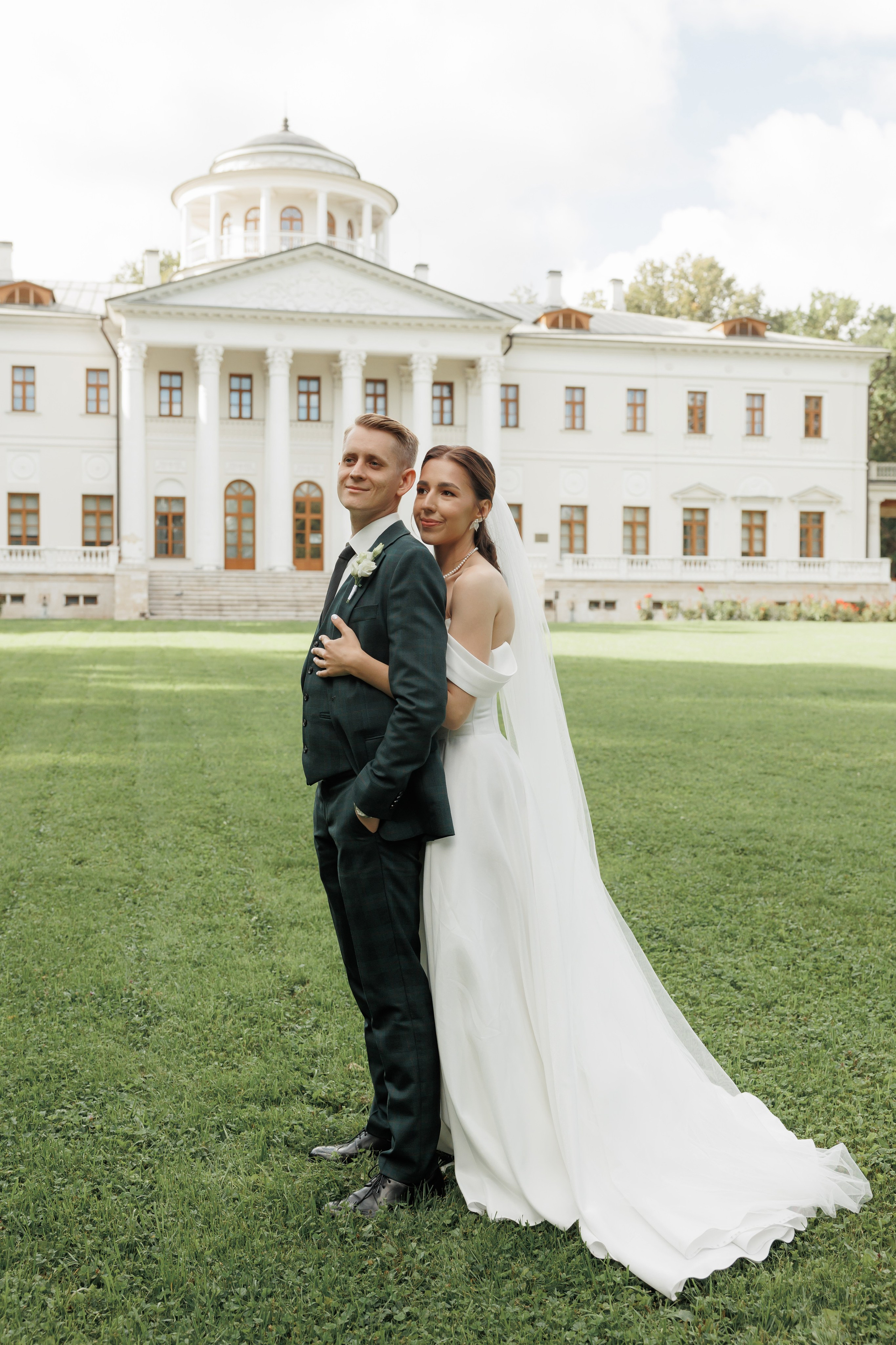 Регистрация в отеле Fish Point, ЗАГС Бутово, прогулка в Остафьево. Свадебный и репортажный фотограф (Москва, Королев и другие)