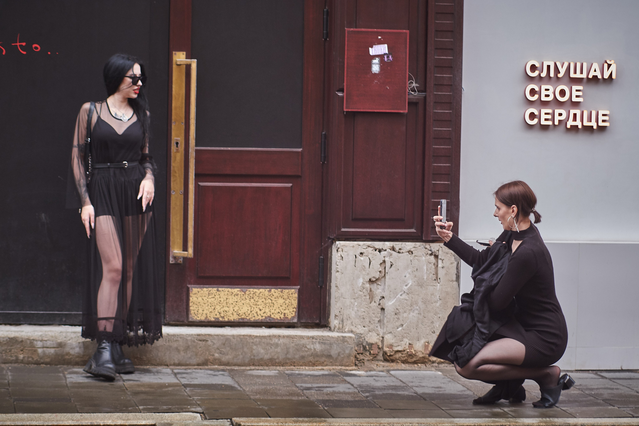 Портрет "Девушка в чёрном" - фотограф Виталий Дени