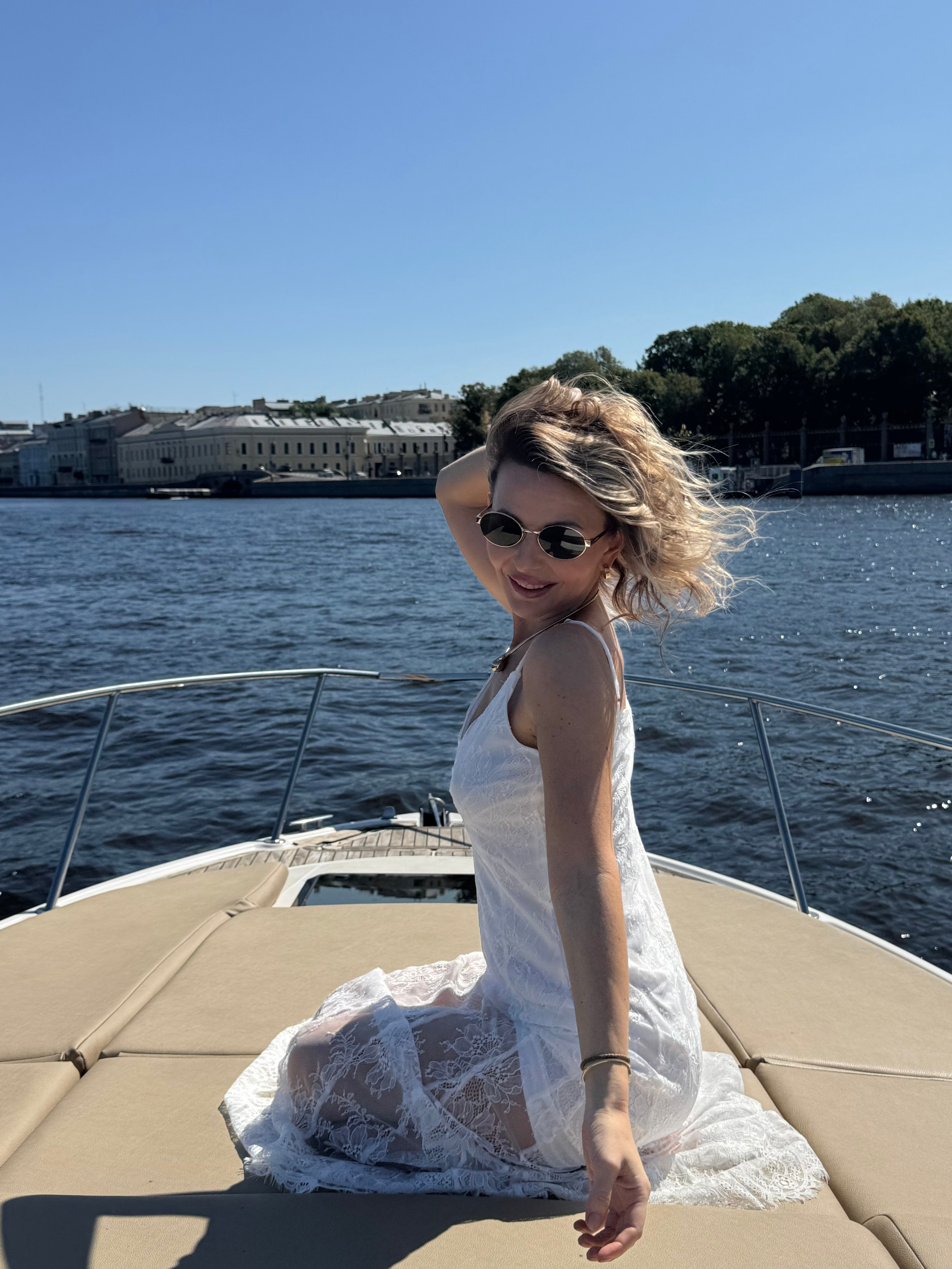 Анна [контент на катере]. Утонченный фотограф в Санкт-Петербурге Ксения Пелевина