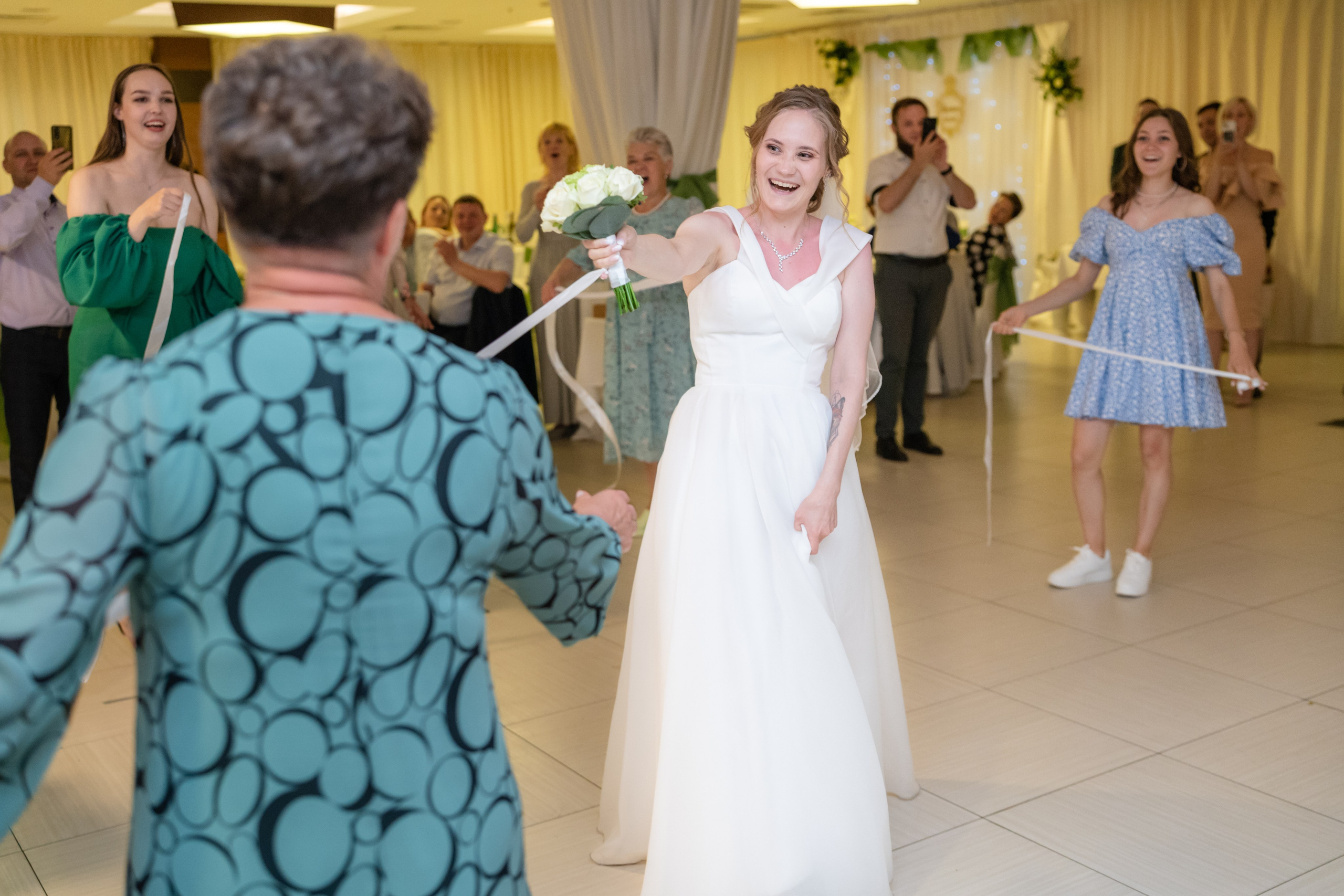 Настя и Кирилл. День свадьбы. Репортажный и интерьерный фотограф Александра Солдатова