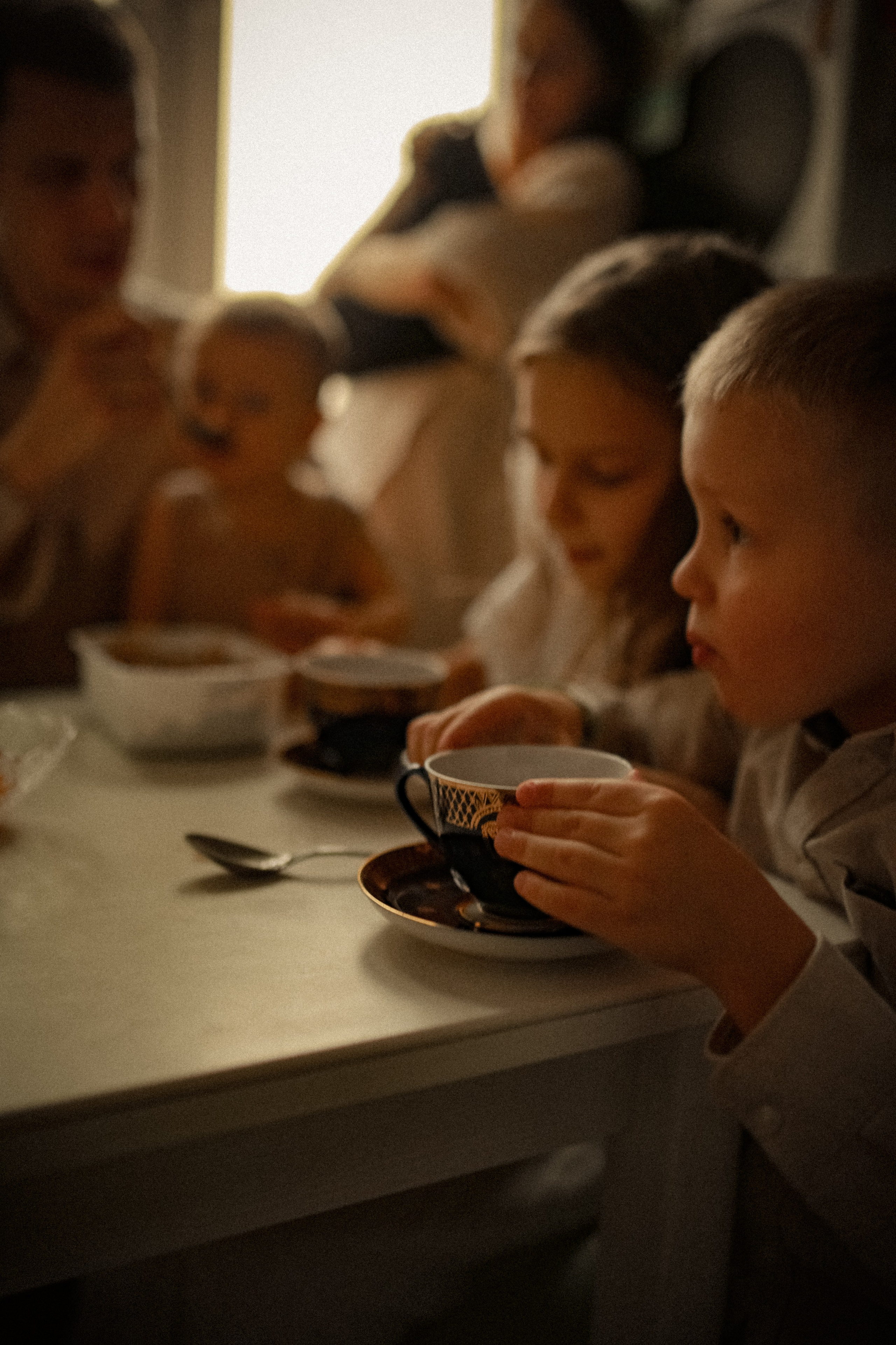 Катюша, Артем и детки Есения, Филипп и Мирон. Семейный фотограф в Москве и Люберцах Юлия Гуськова
