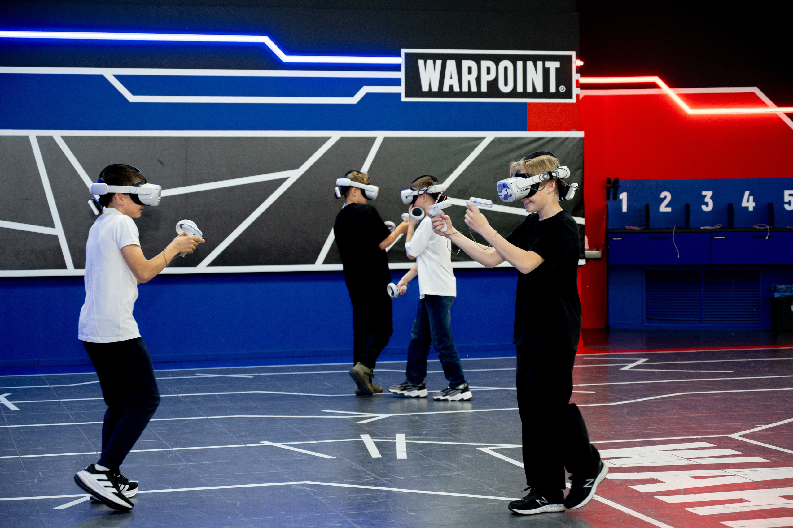 Warpoint. День рождение. Alice_insomnia