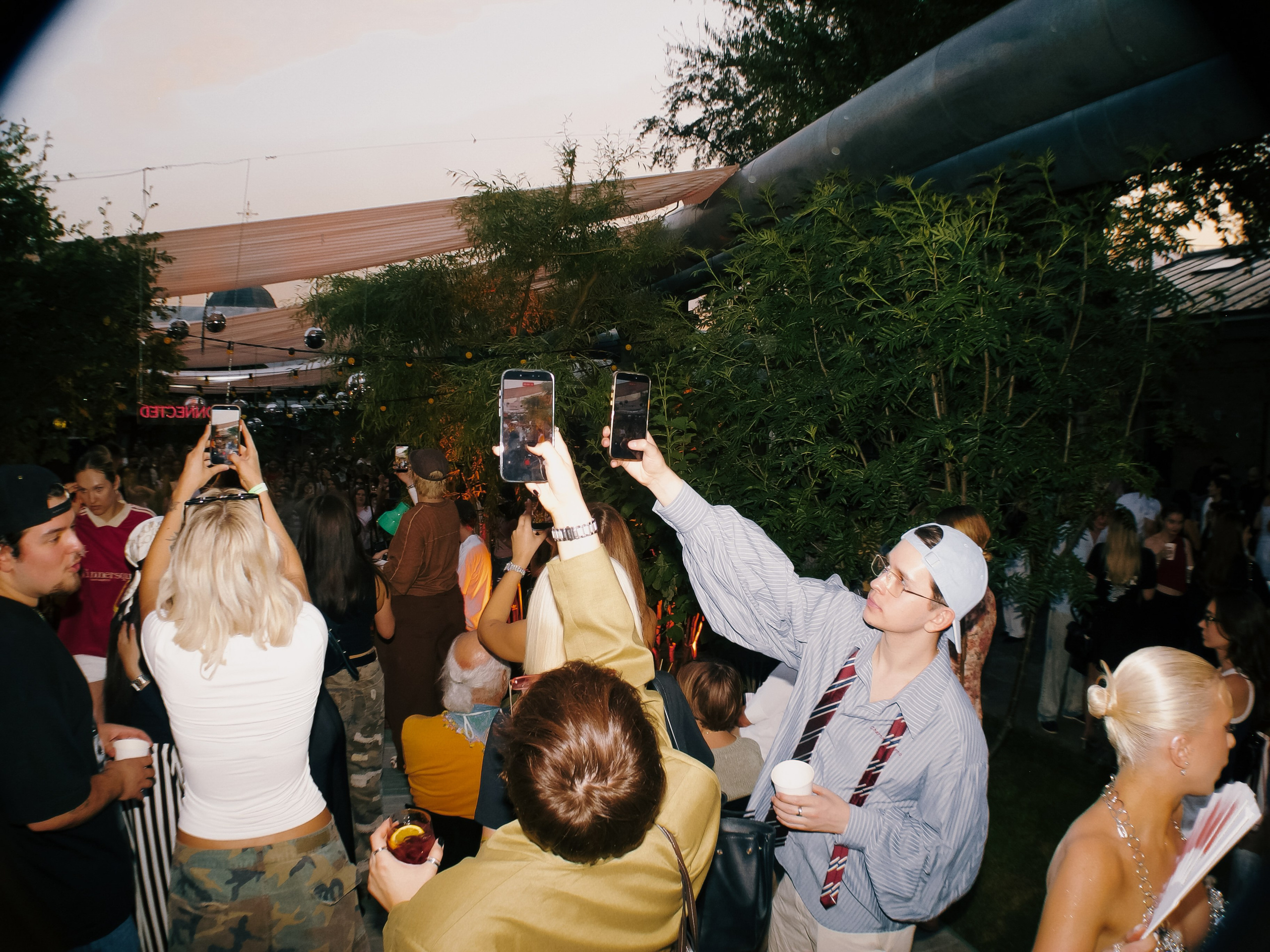 Connected sessions #2 ph by @rusagee / at YAUZA. TENZO | Creative Producer / Art Director