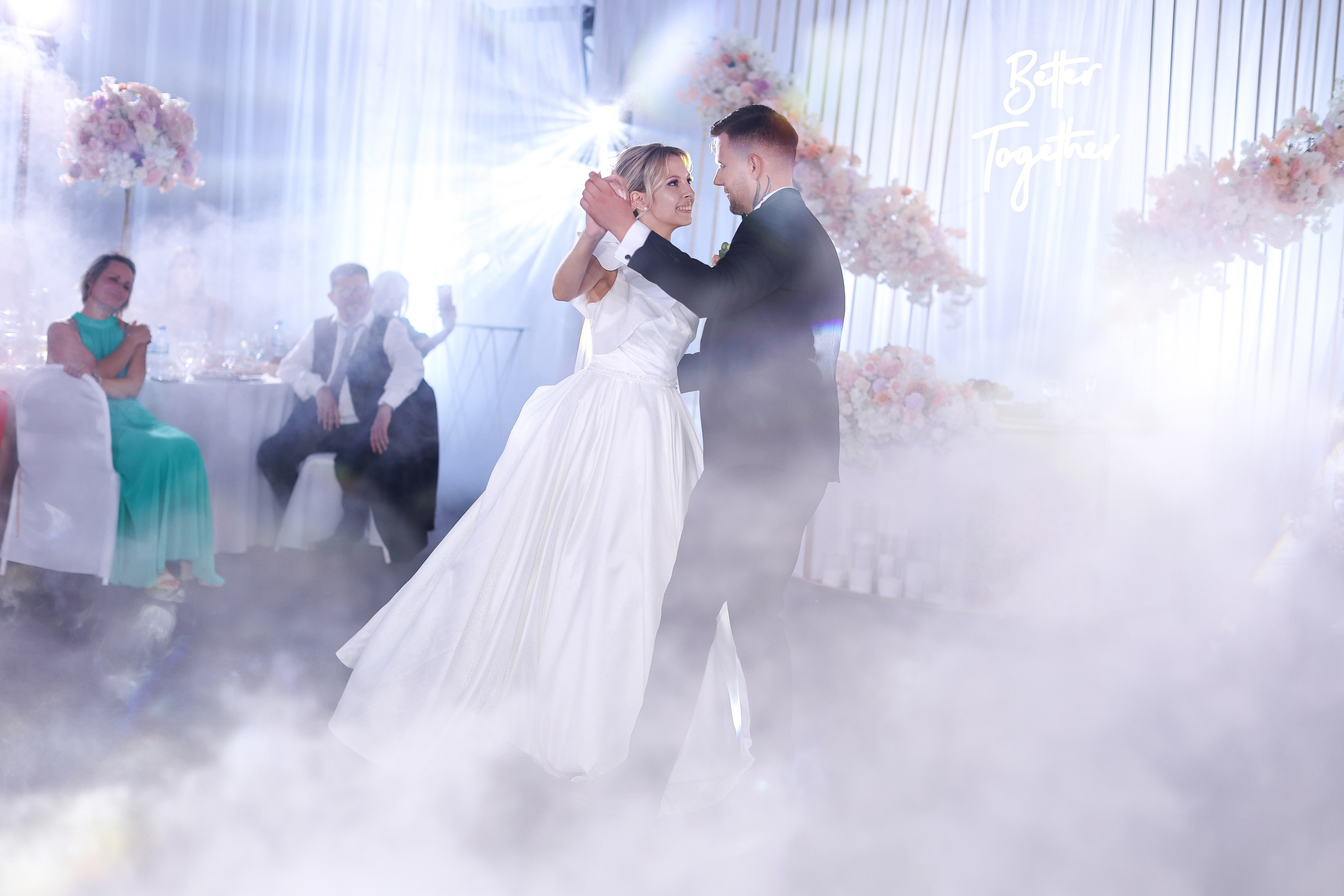 Ярик и Полина. Свадебные фотограф и видеограф в Минске Голдосовы Марина и Вадим