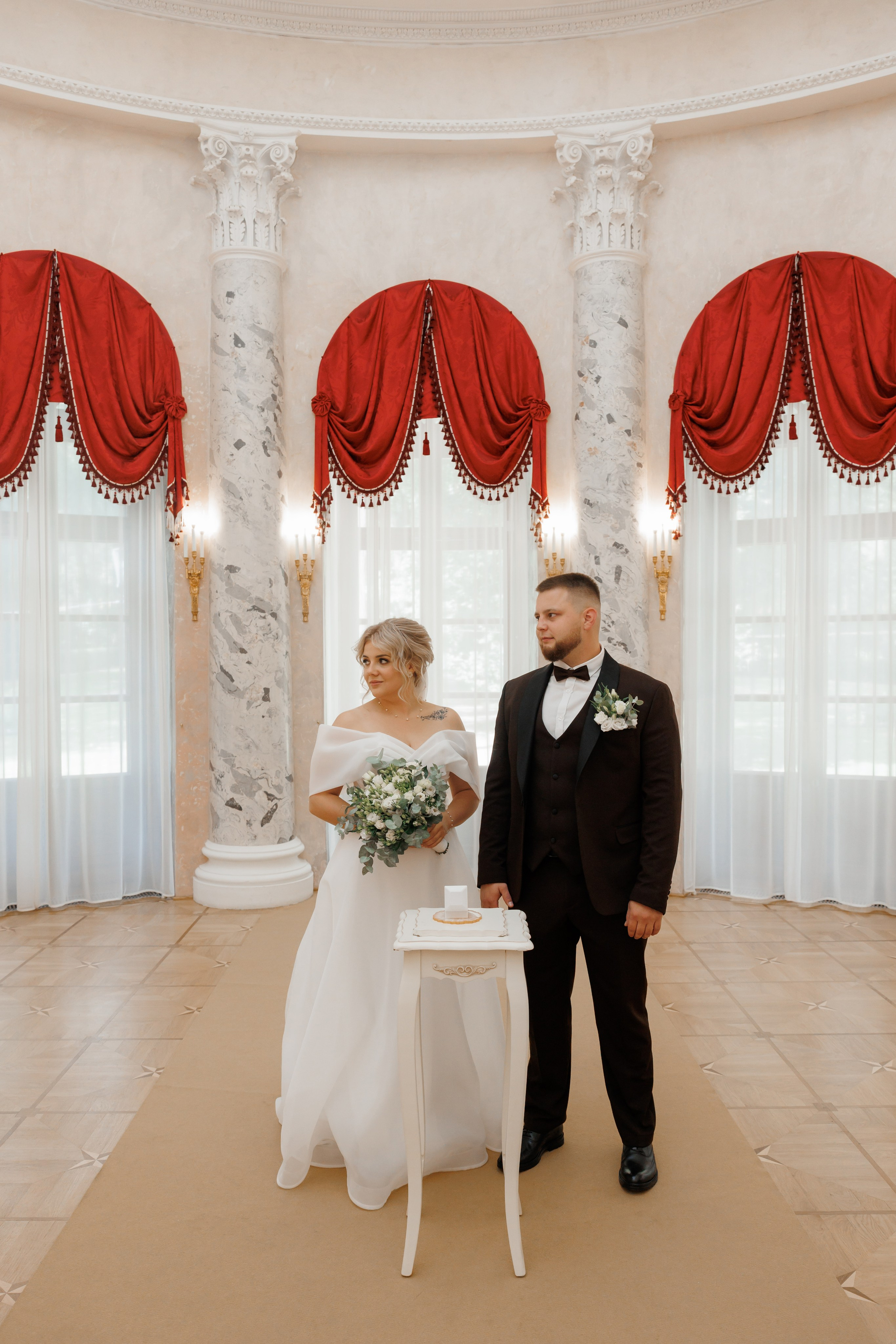 Регистрация и прогулка в Остафьево. Свадебный и репортажный фотограф (Москва, Королев и другие)